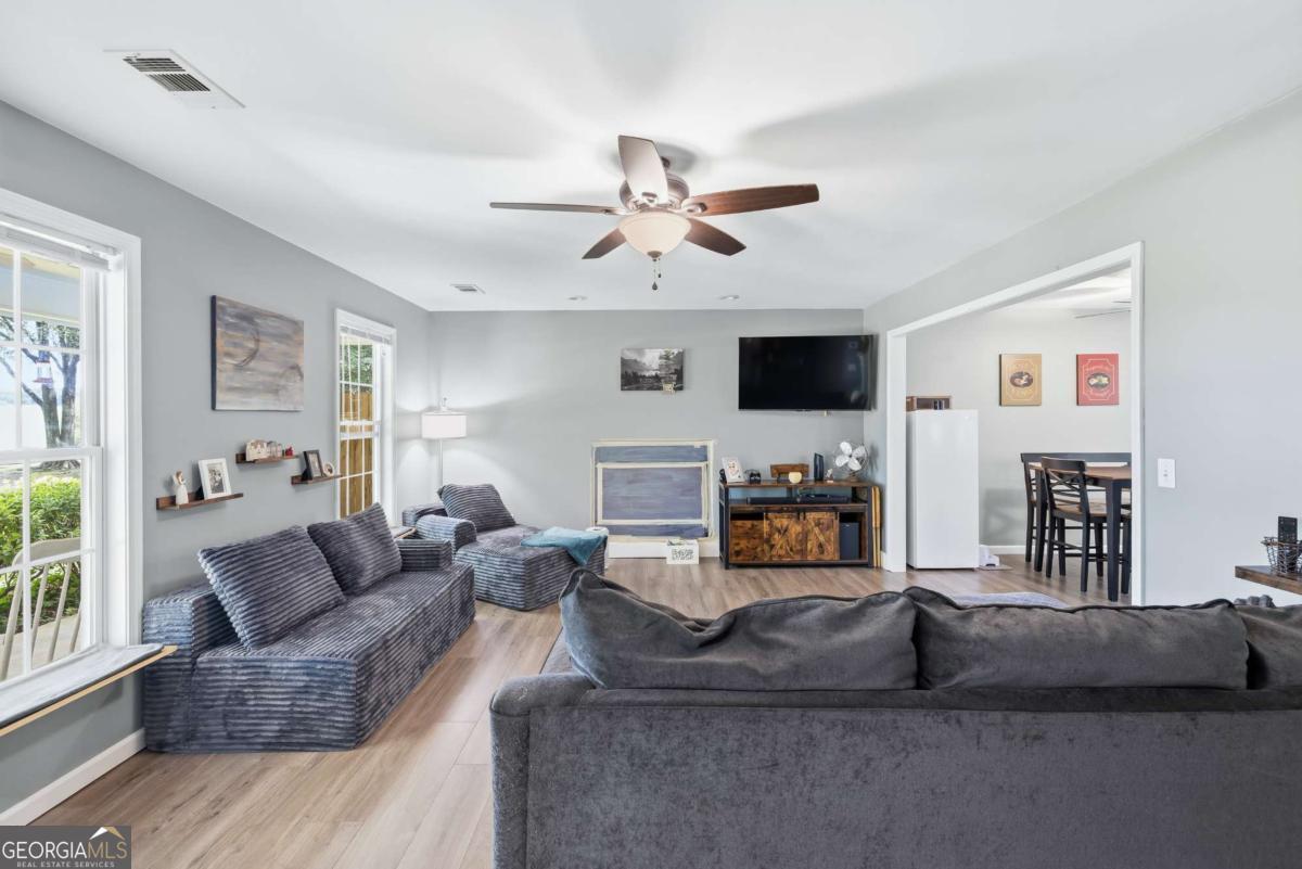 284 Poplar Creek Road