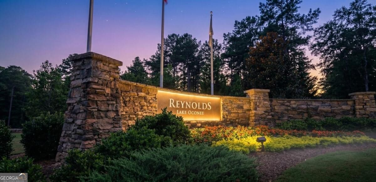 1020 F Creekside # F