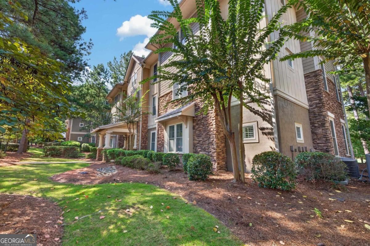 1020 F Creekside # F