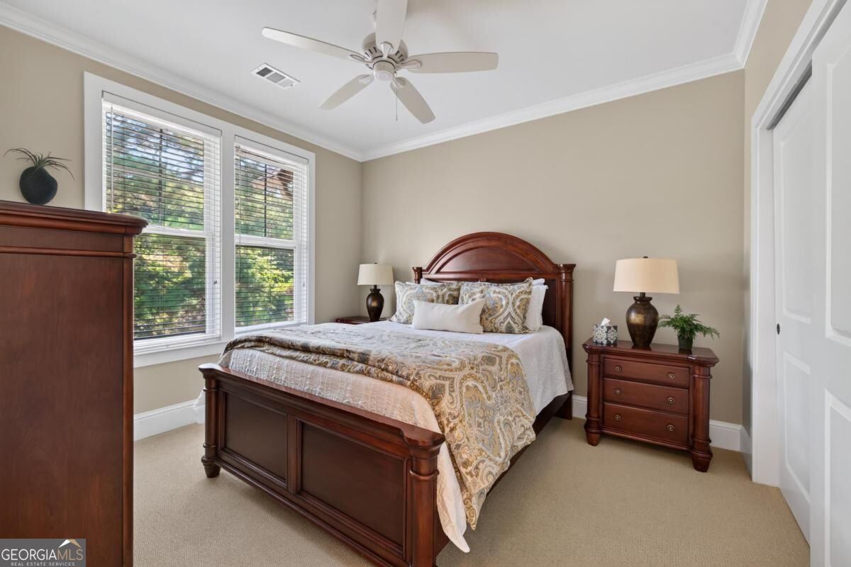 1020 F Creekside # F