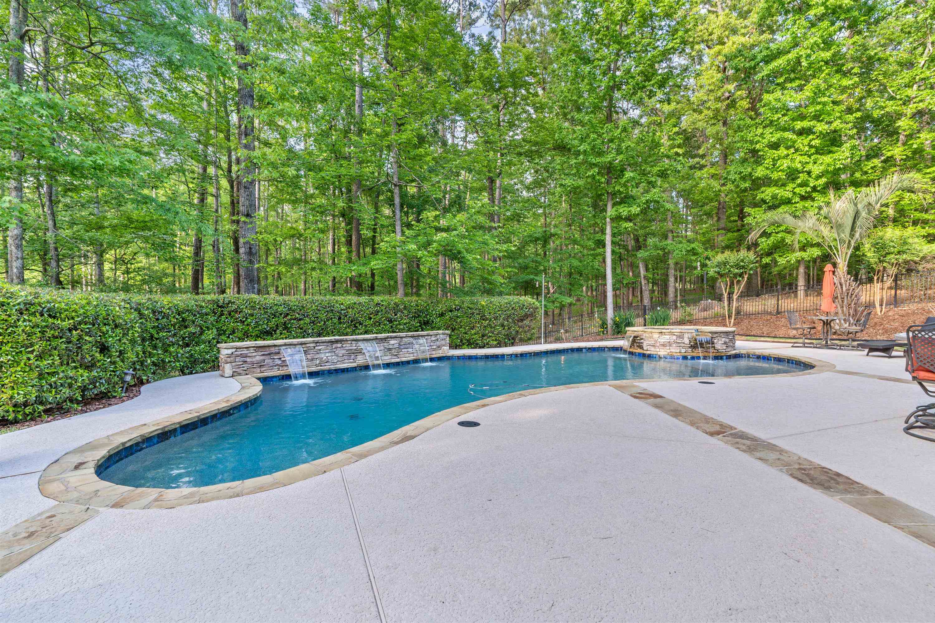 1071 TALLESSE TRAIL