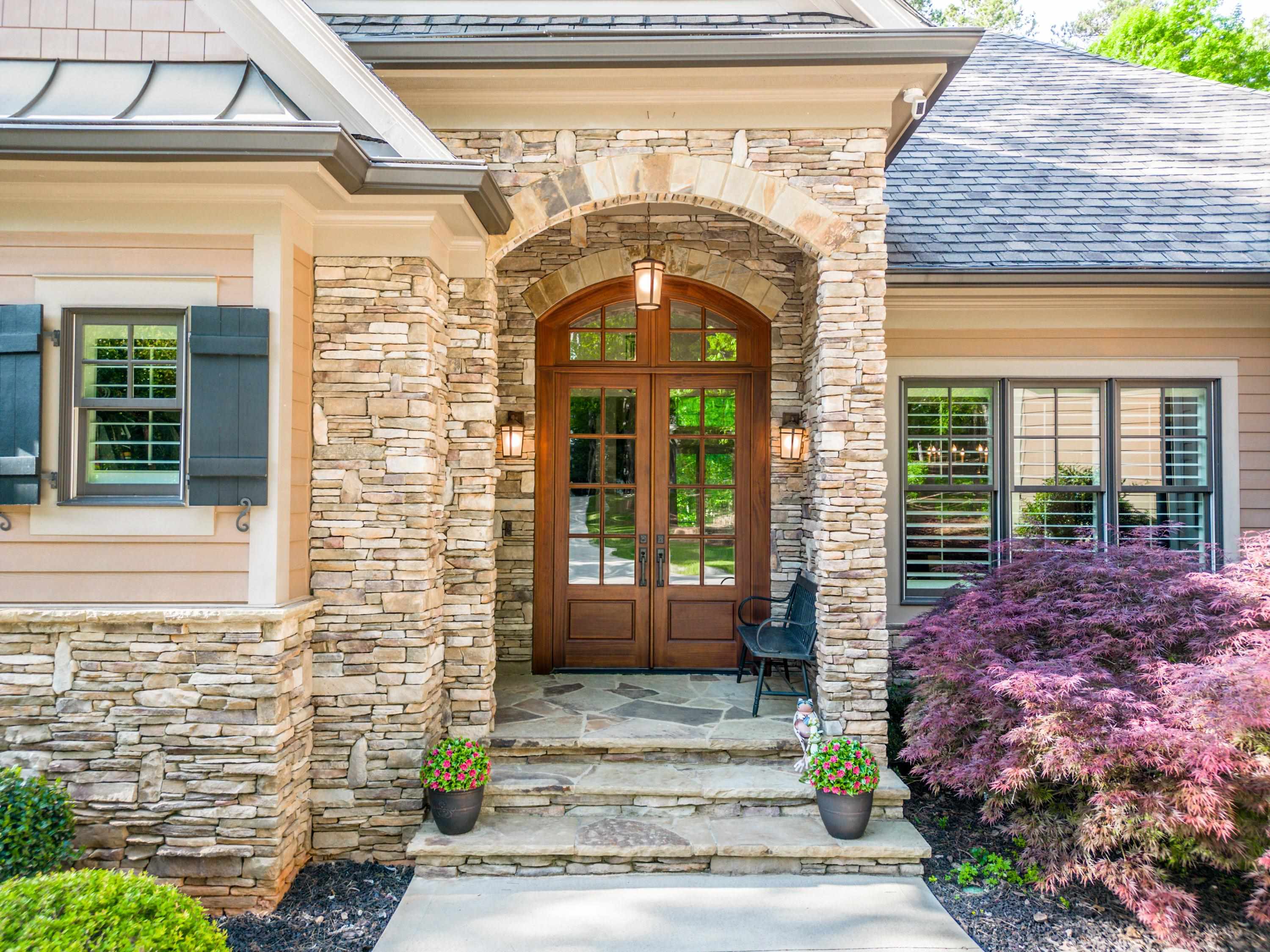 1071 TALLESSE TRAIL