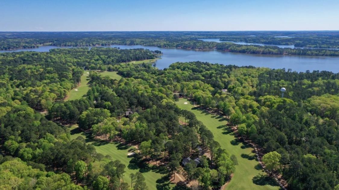 1261 CEDAR RIDGE DRIVE