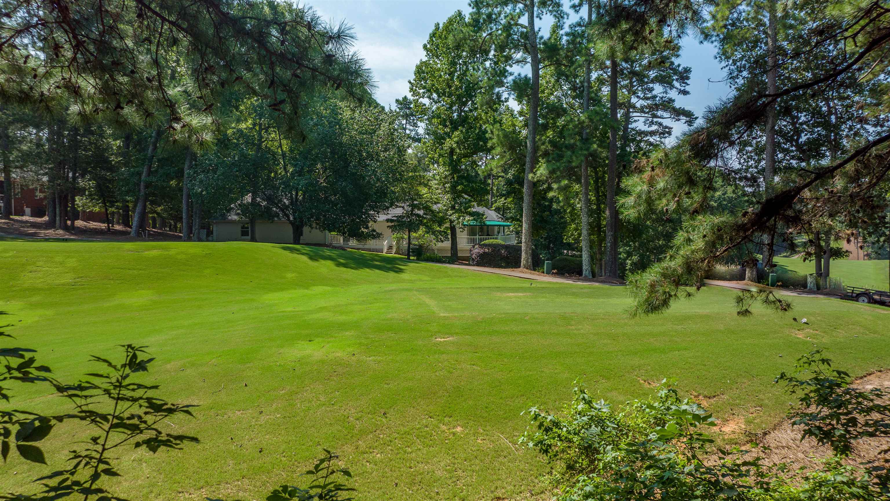 1261 CEDAR RIDGE DRIVE