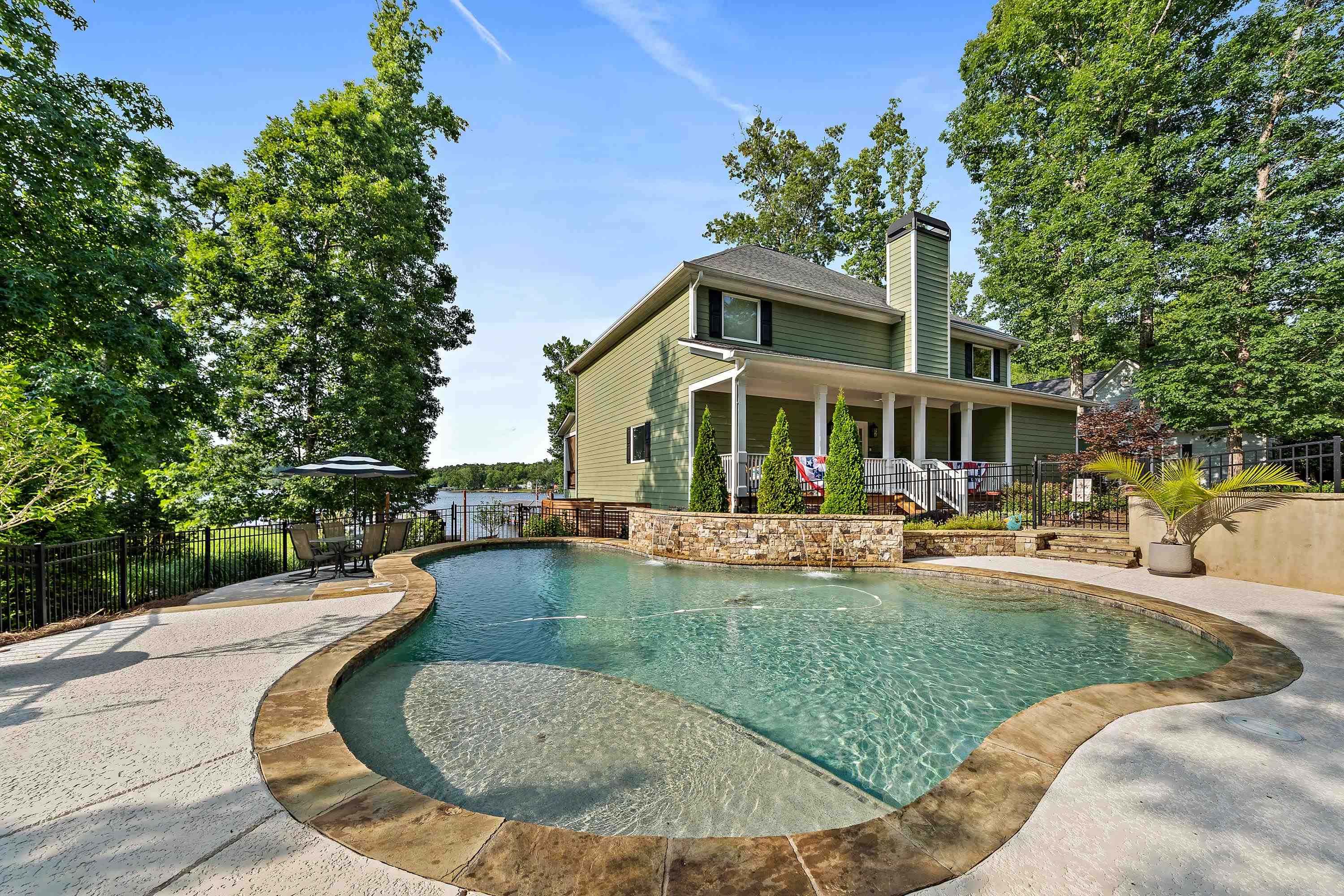 119 NORTHSHORE DRIVE
