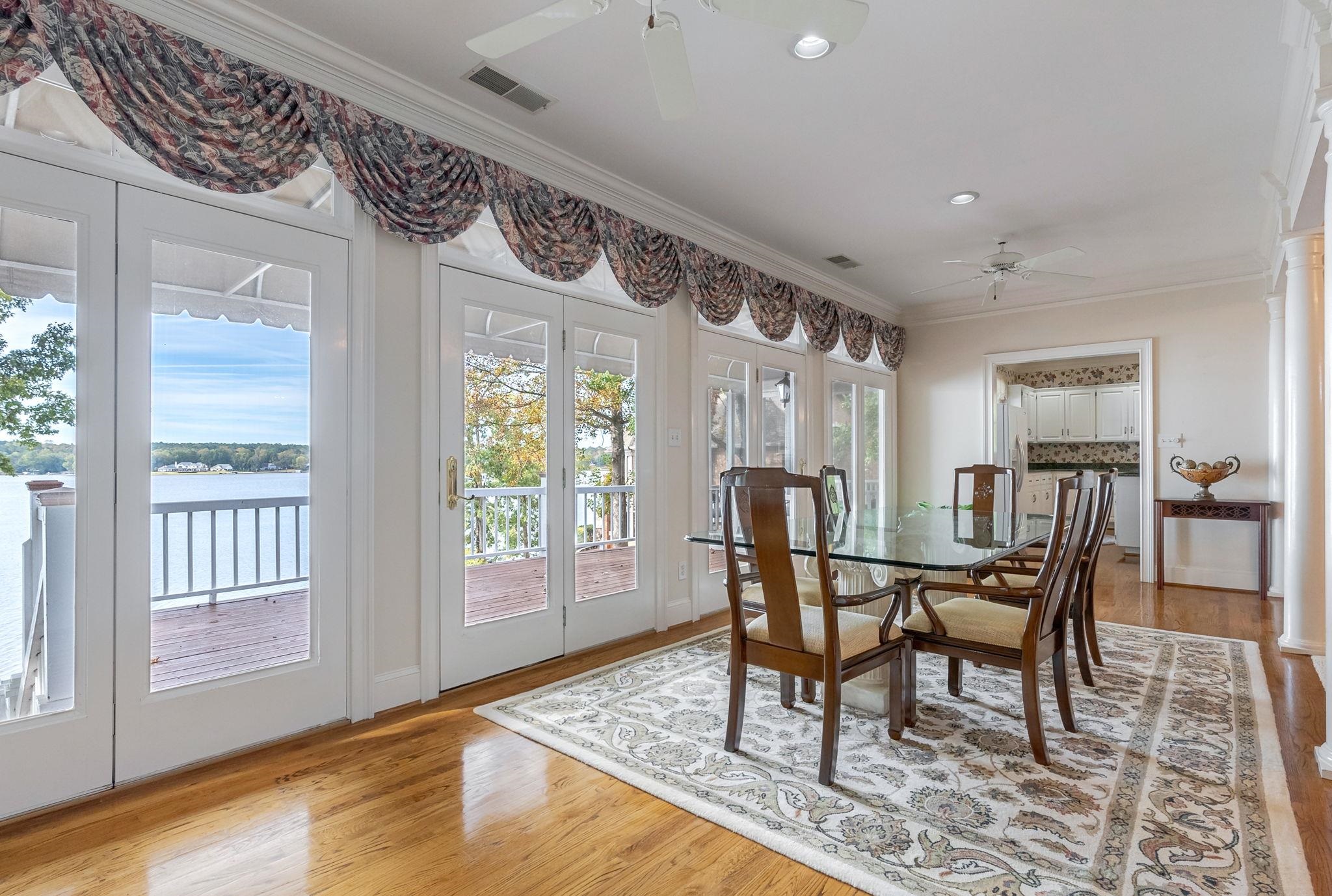 1970 GARNERS FERRY ROAD