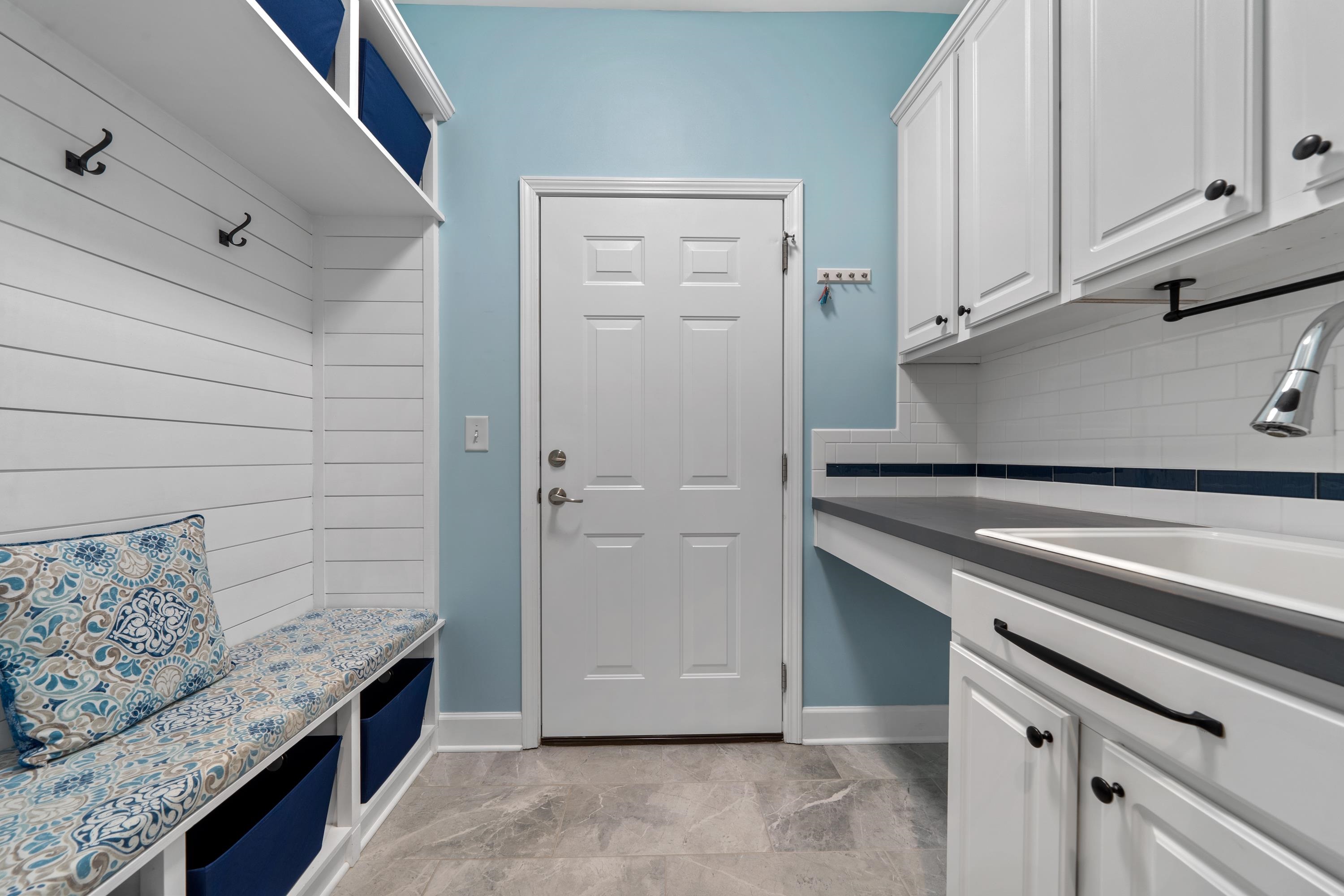 1011 ASKEW STATION BEND