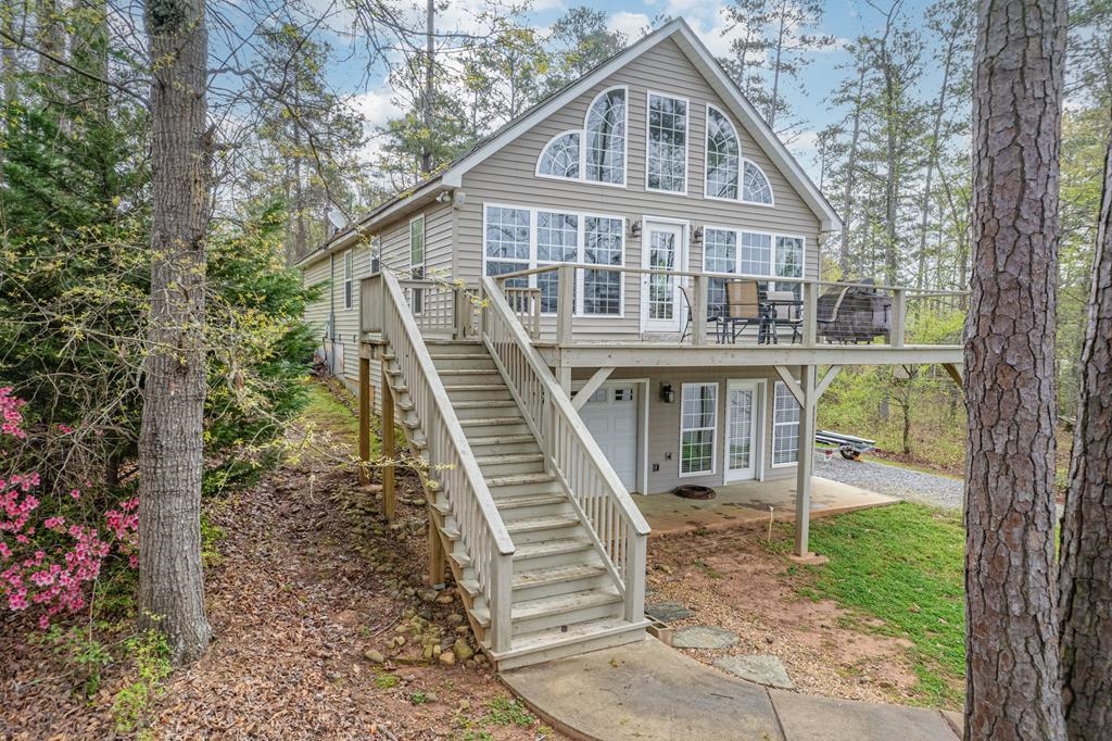 271 THOMAS DRIVE