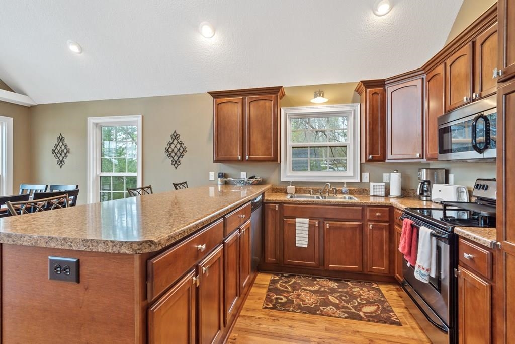 271 THOMAS DRIVE