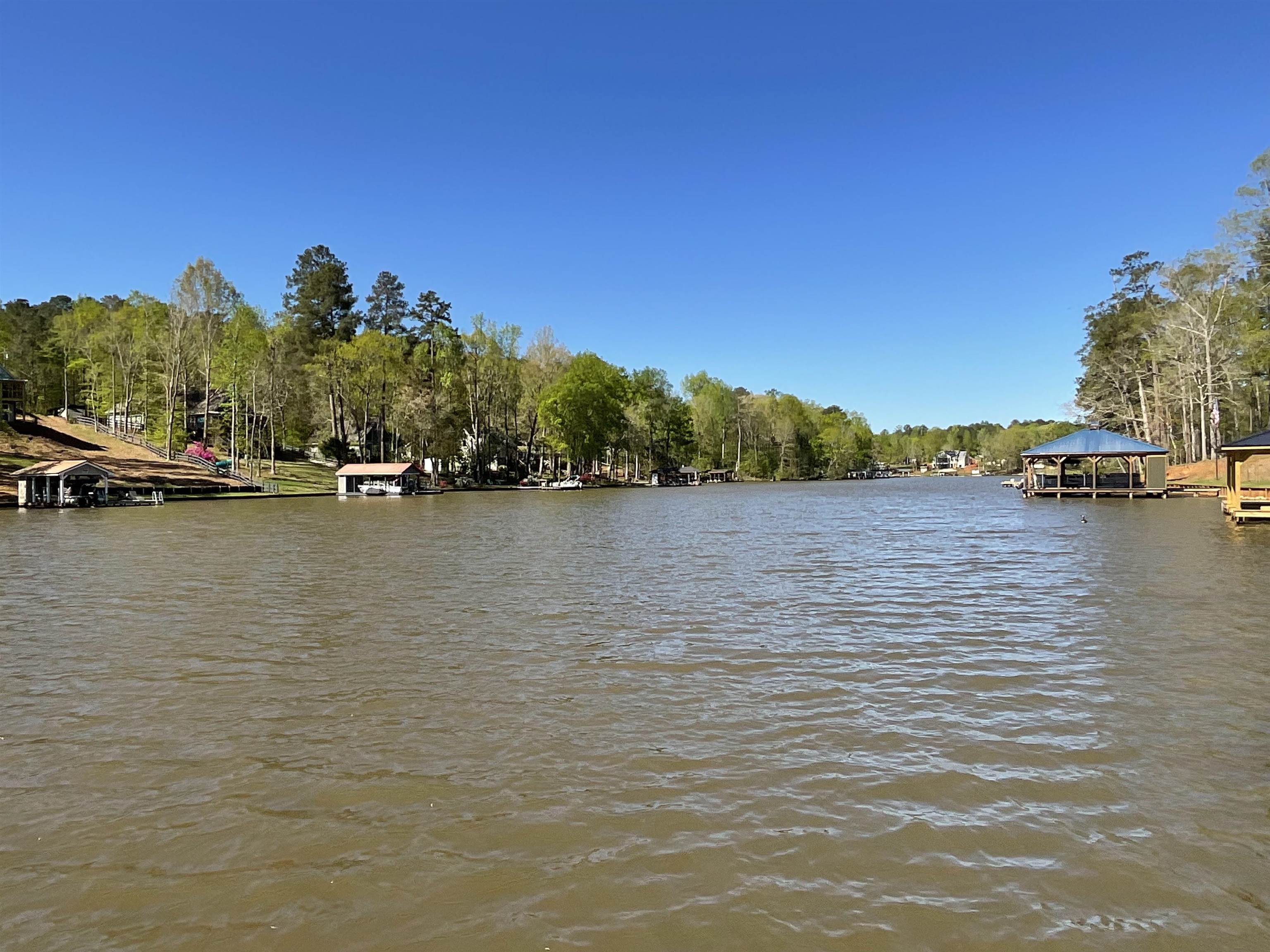 104 WATERSIDE DRIVE
