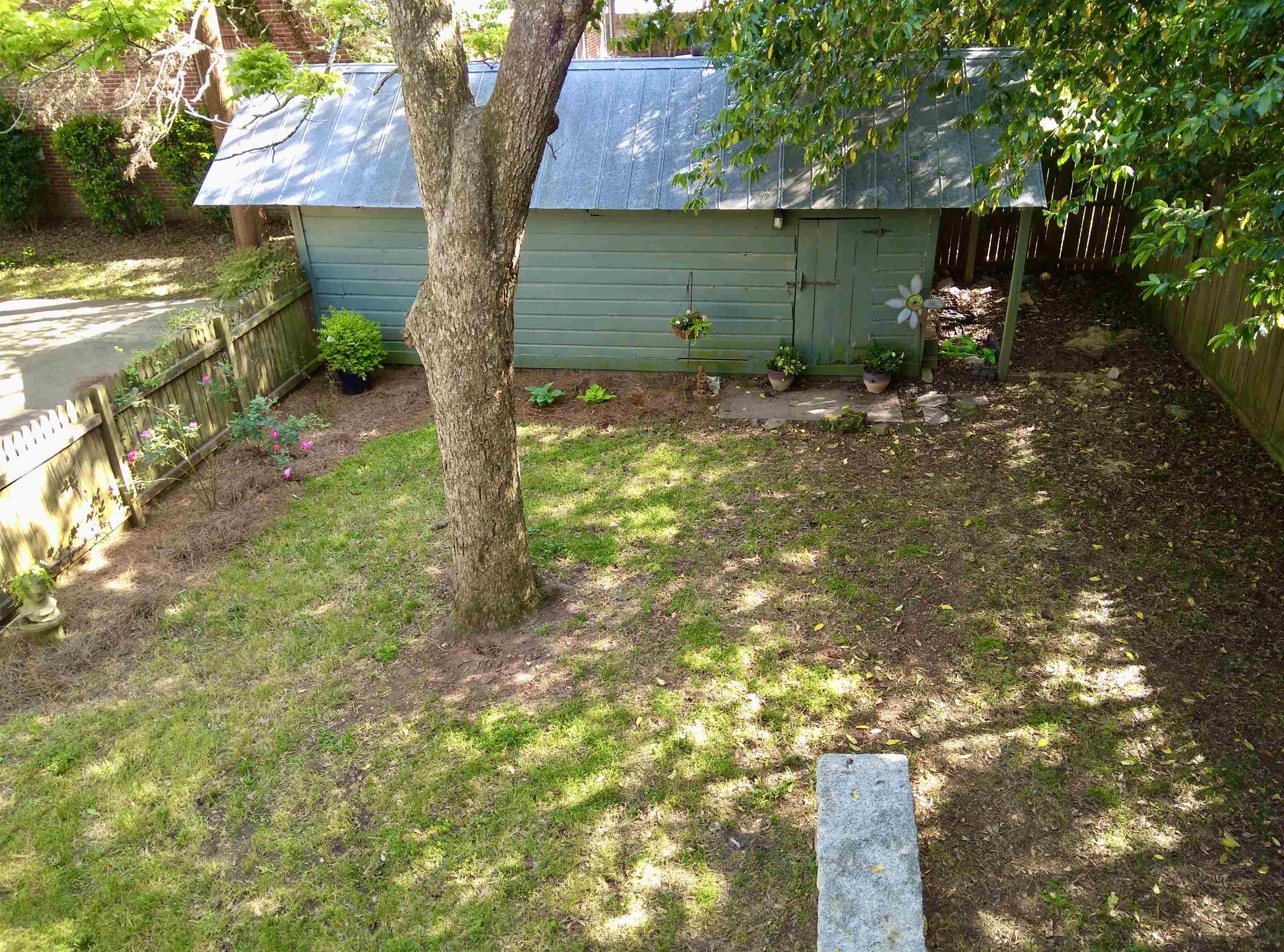 204 N WALNUT STREET