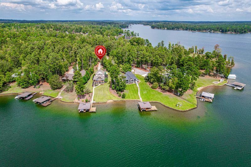 143 NE ISLAND CREEK DRIVE