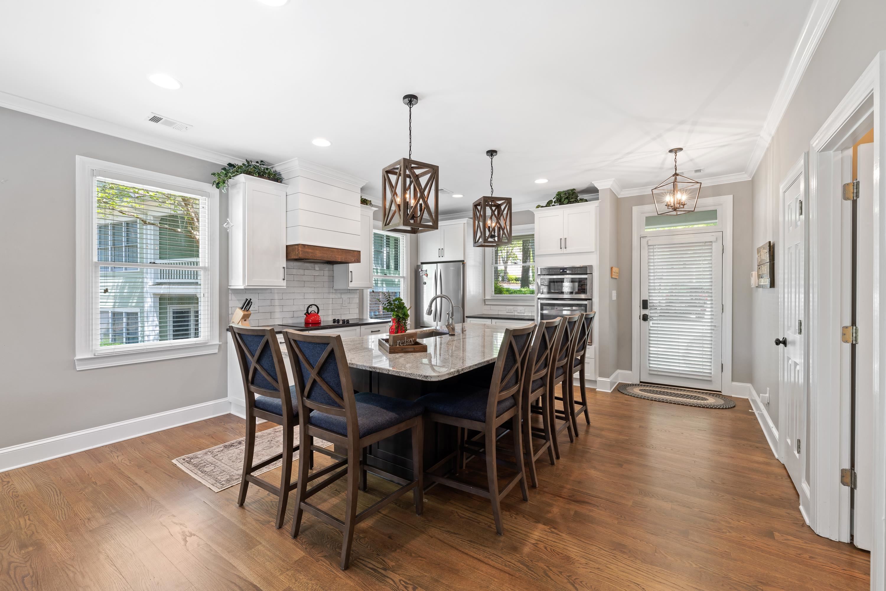 1211 MARINA COVE LANE