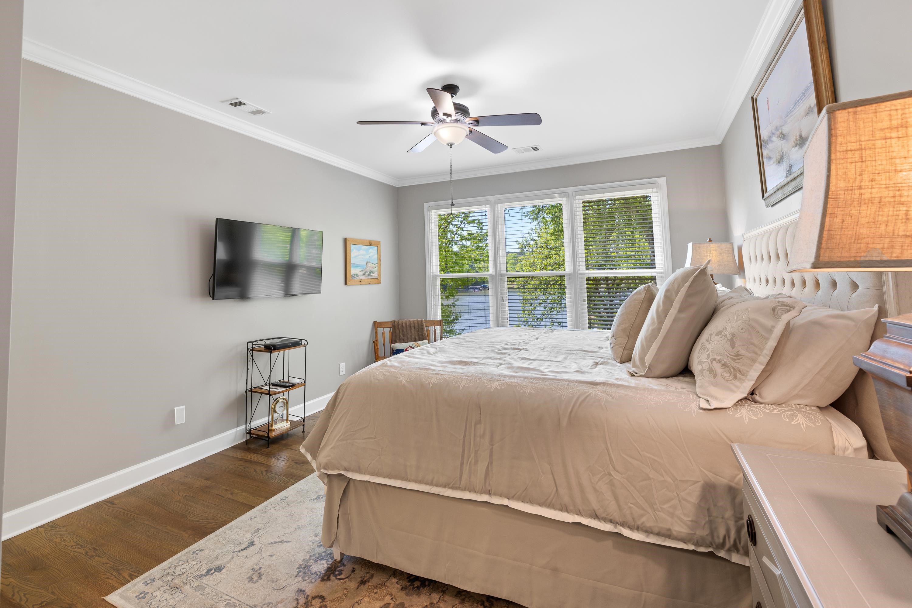 1211 MARINA COVE LANE