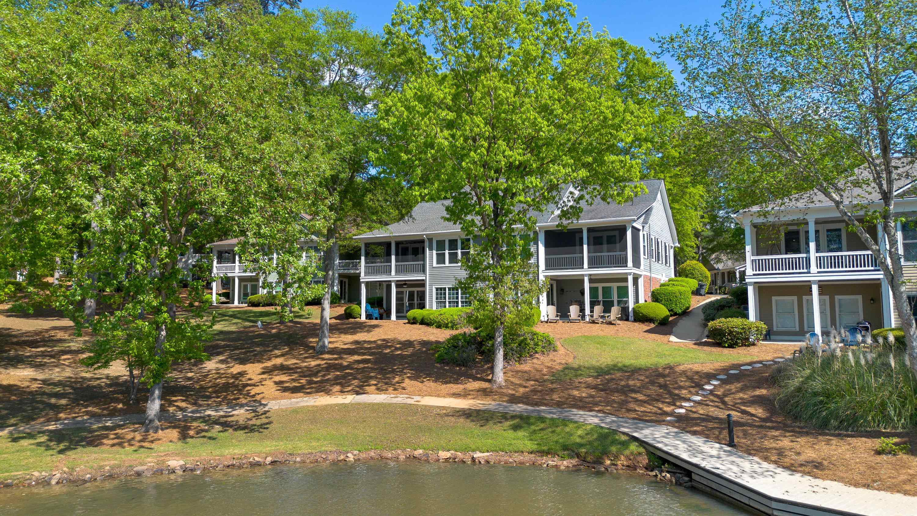 1211 MARINA COVE LANE