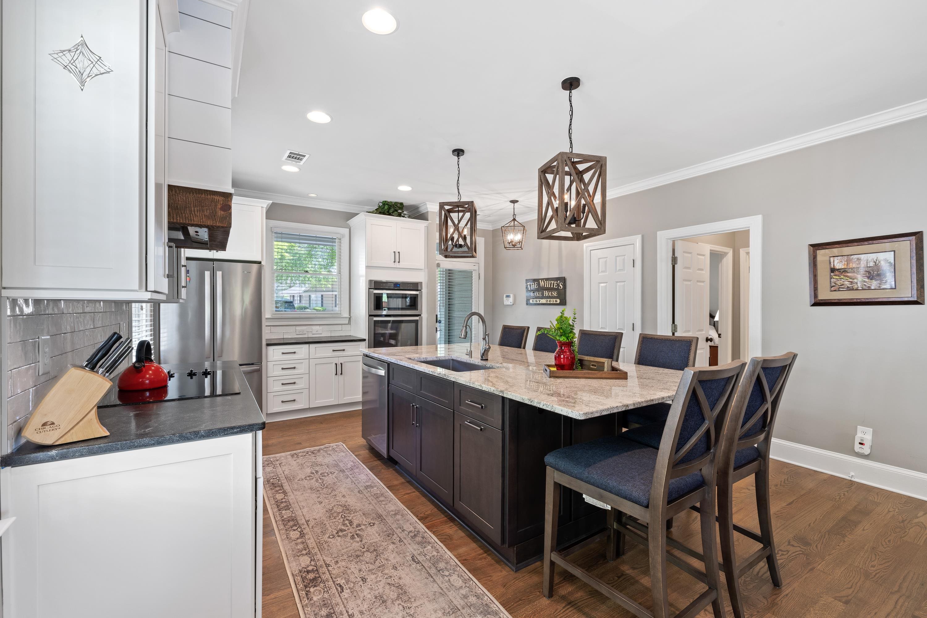 1211 MARINA COVE LANE