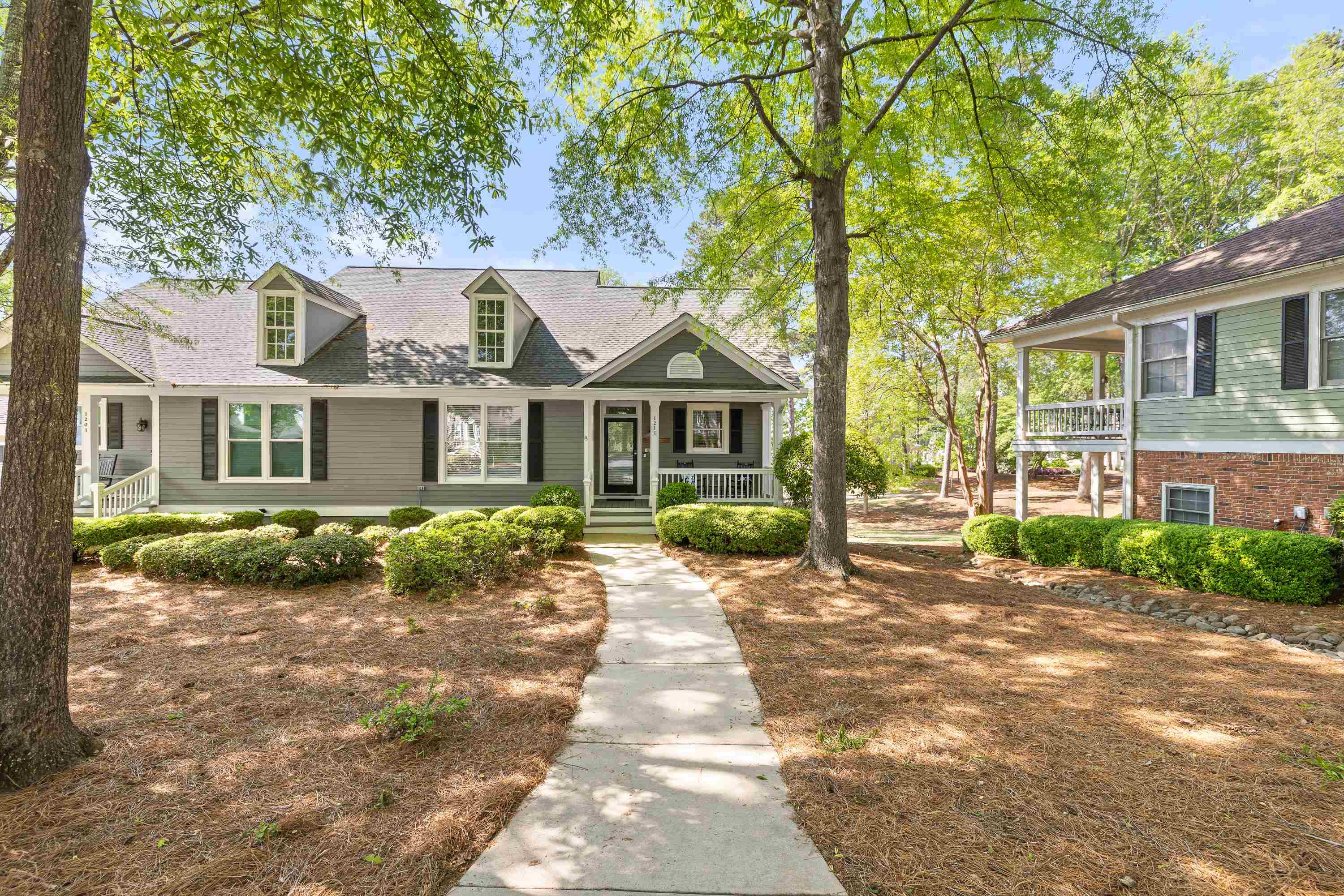 1211 MARINA COVE LANE