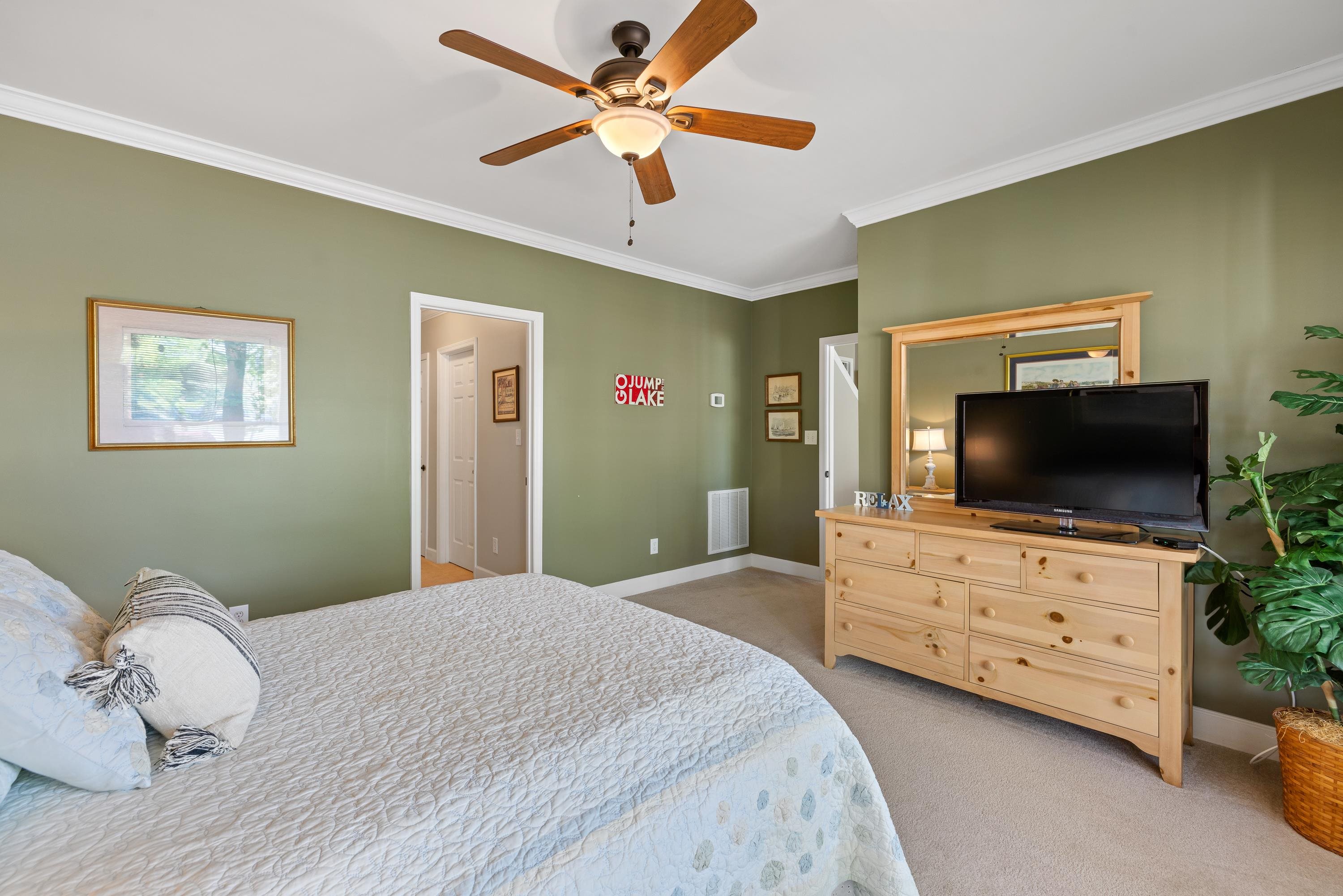 1211 MARINA COVE LANE