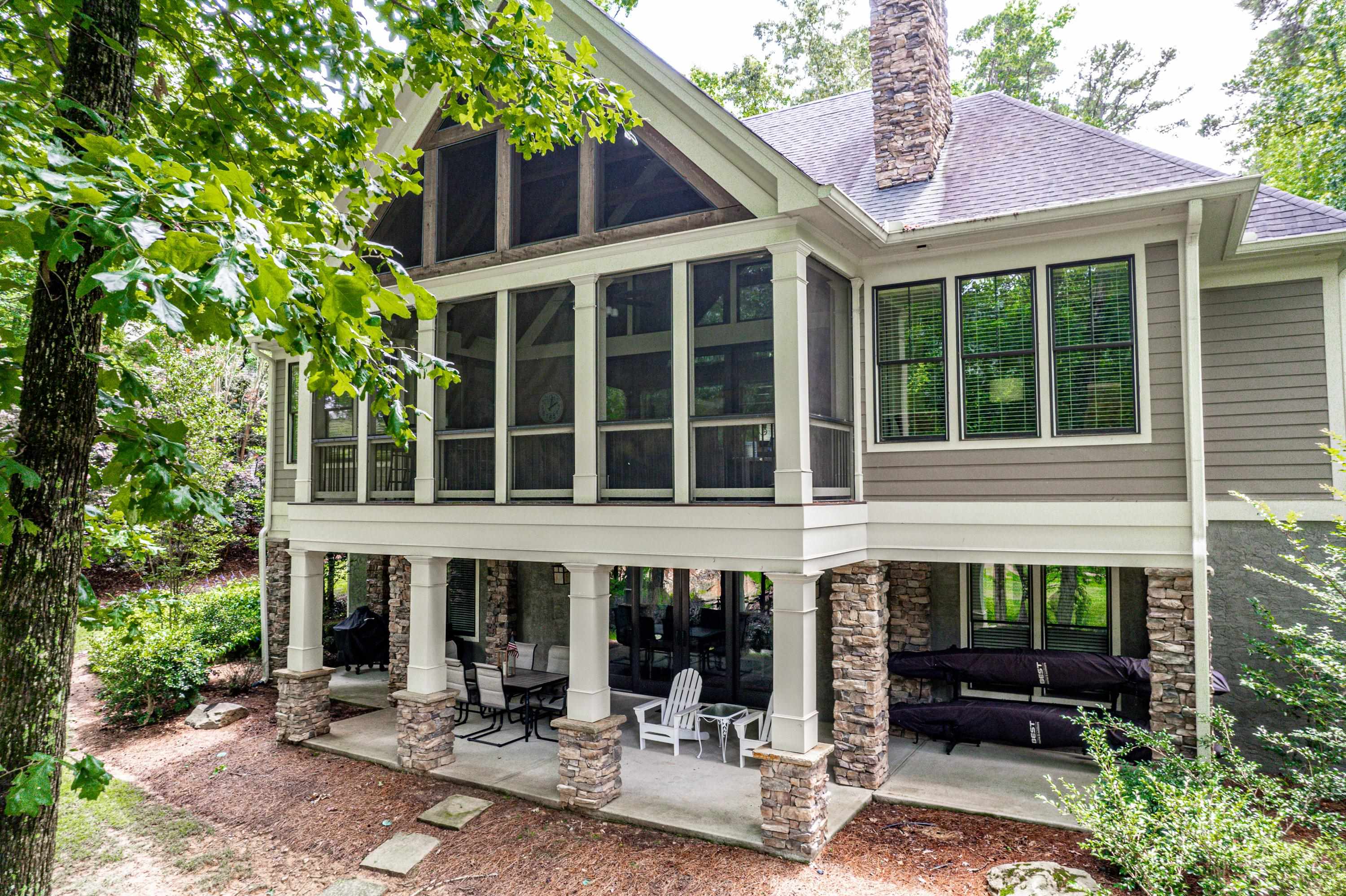 1121 CRACKERS NECK ROAD