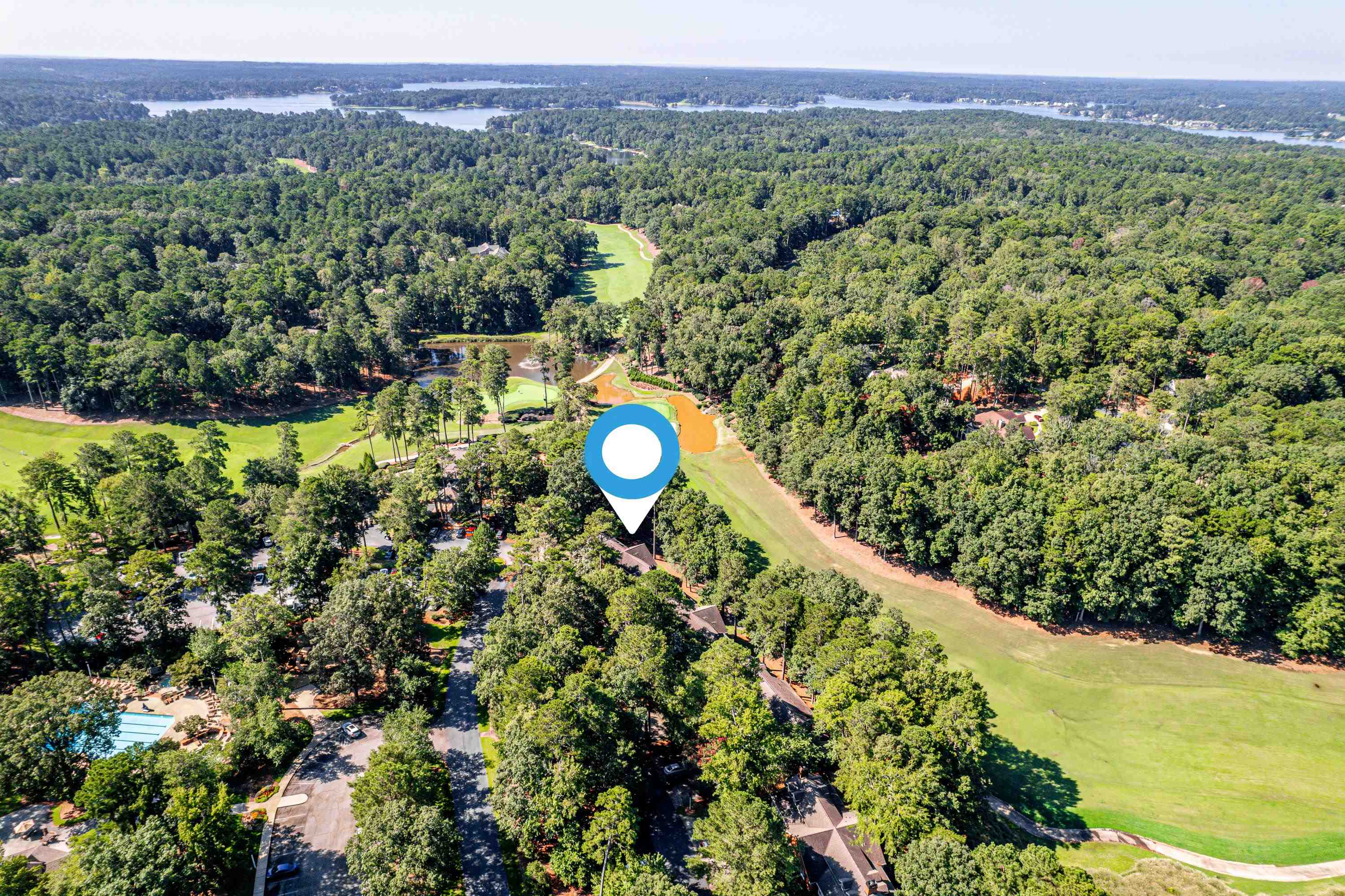 1073 CLUB HOUSE LANE