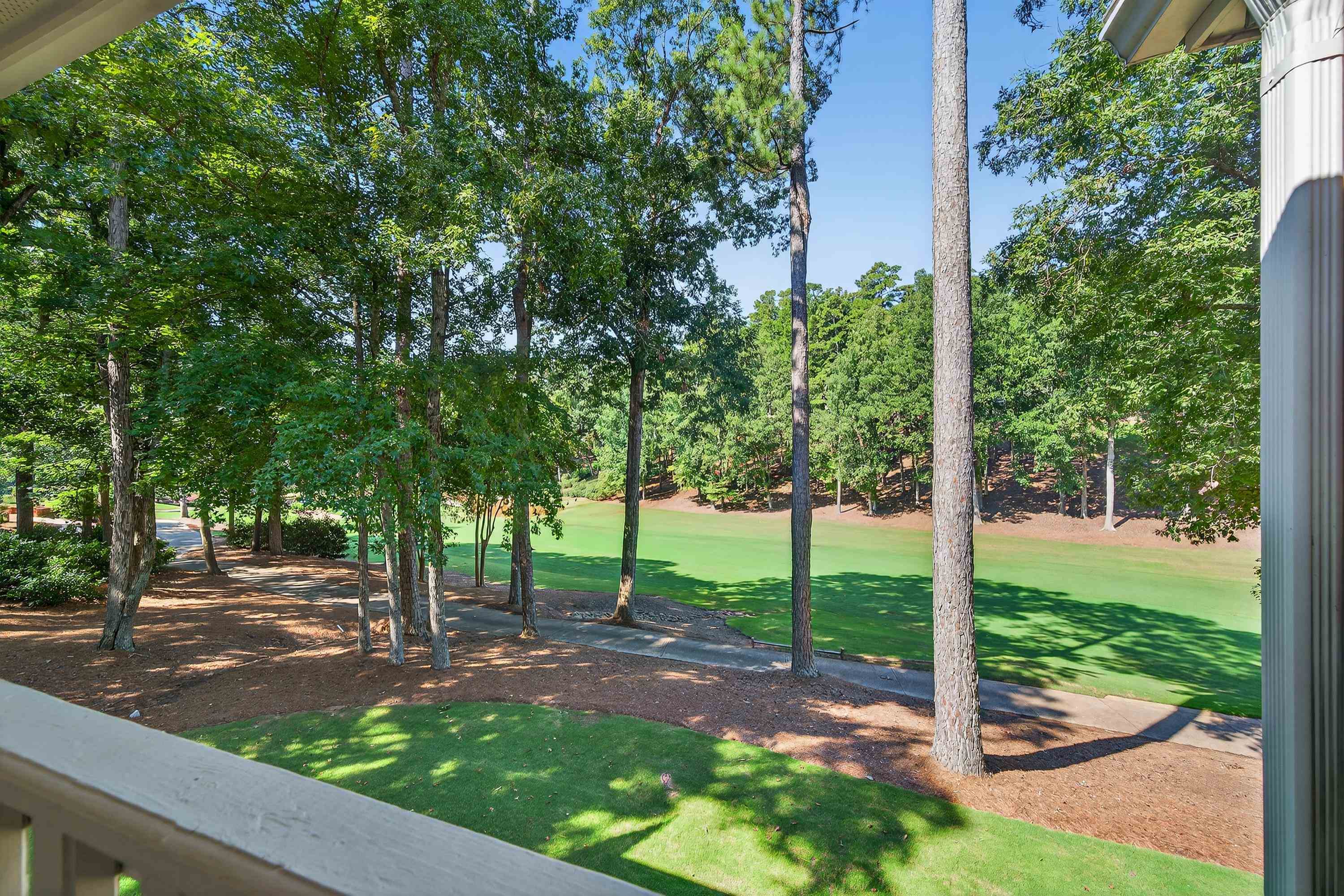 1073 CLUB HOUSE LANE