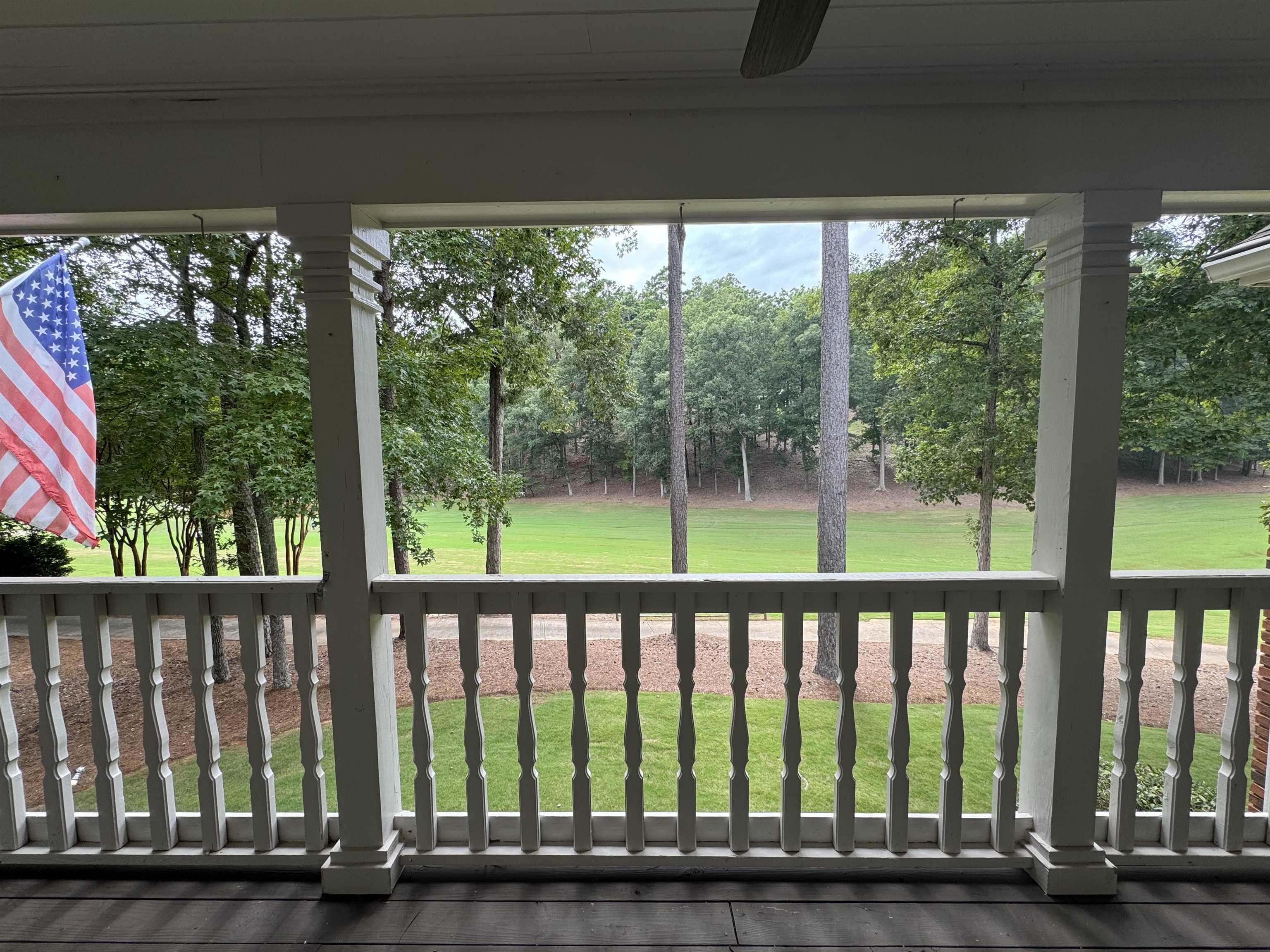 1073 CLUB HOUSE LANE