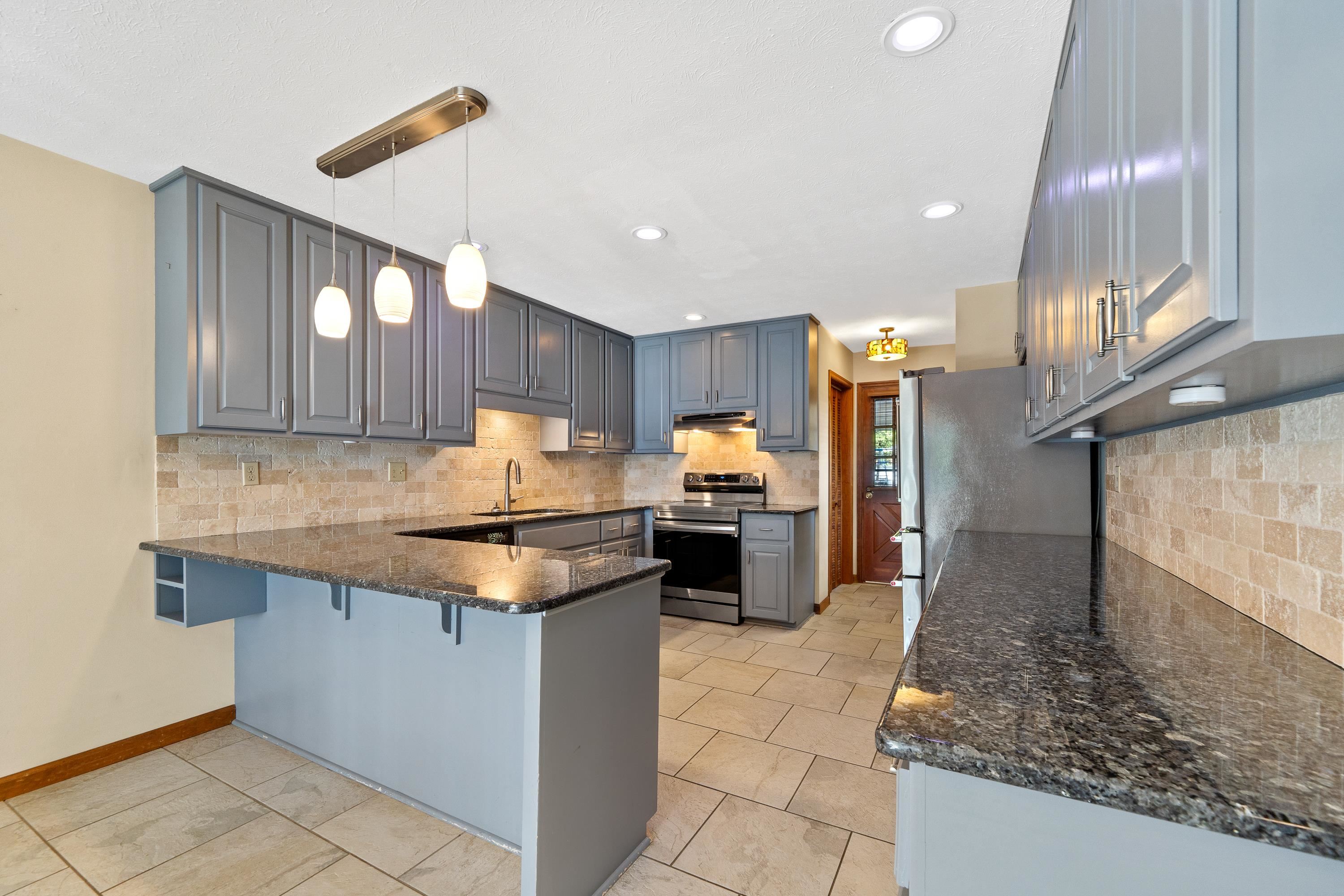 175 NORTH STEEL BRIDGE ROAD