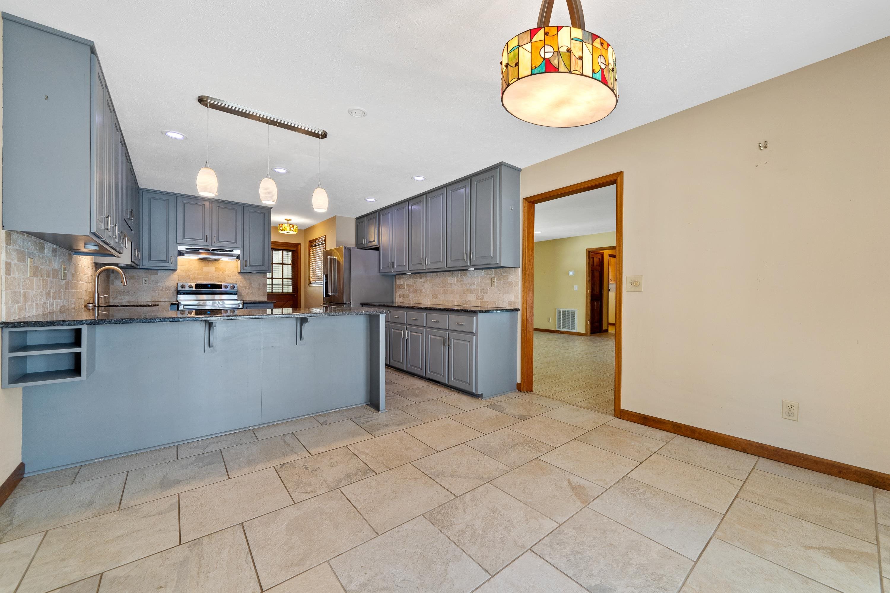 175 NORTH STEEL BRIDGE ROAD