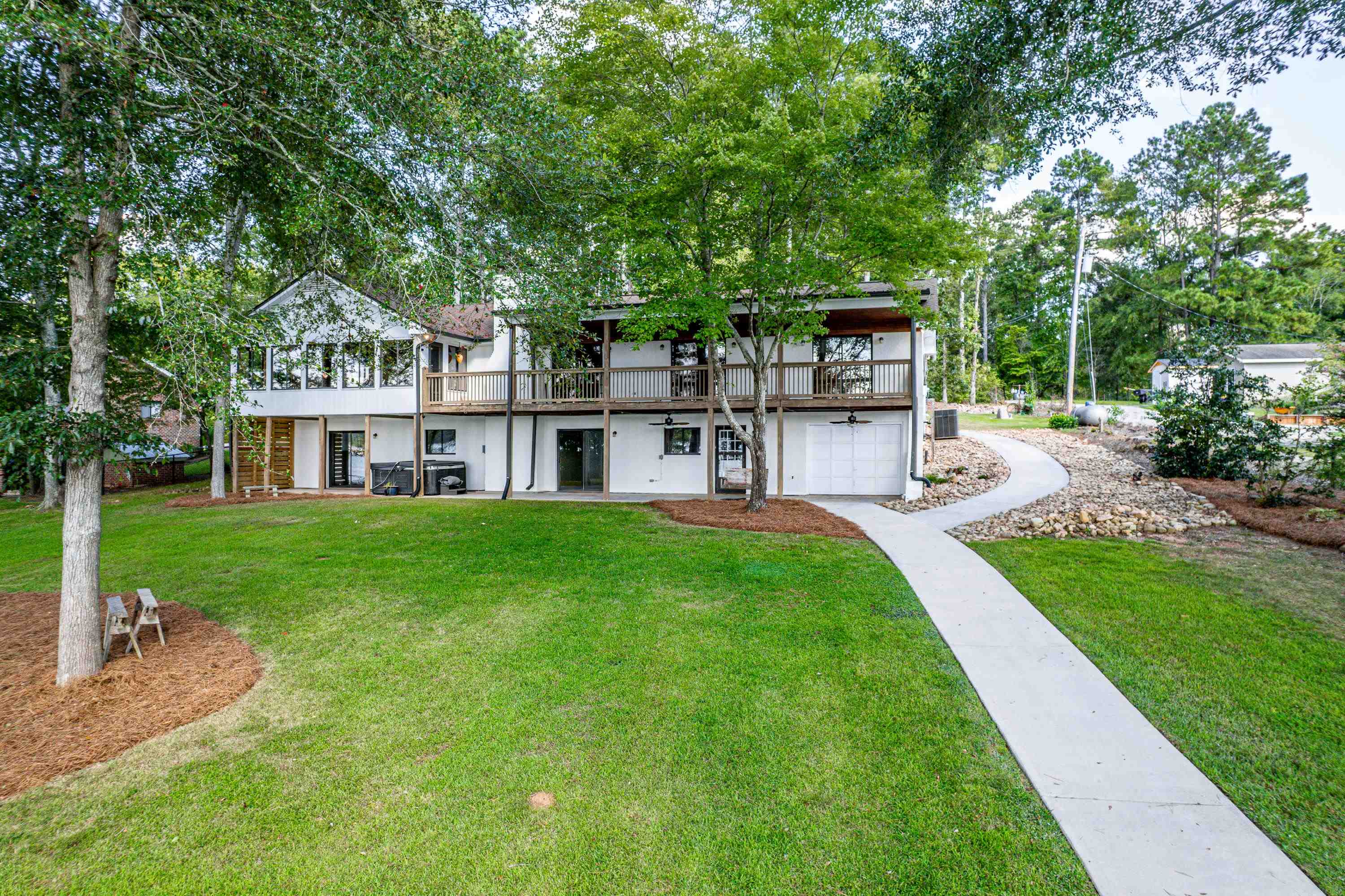 175 NORTH STEEL BRIDGE ROAD
