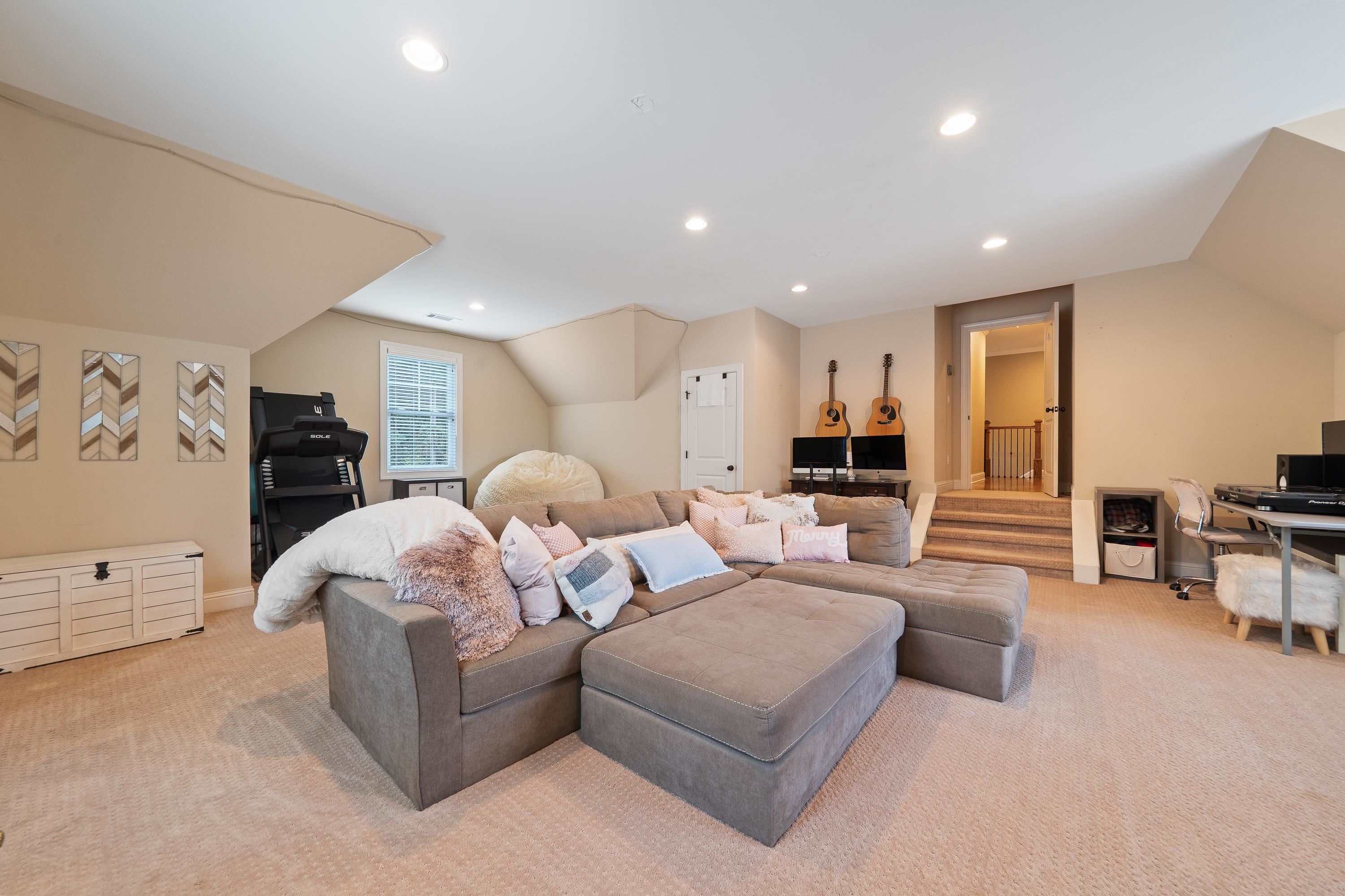 338 SINCLAIR ROAD