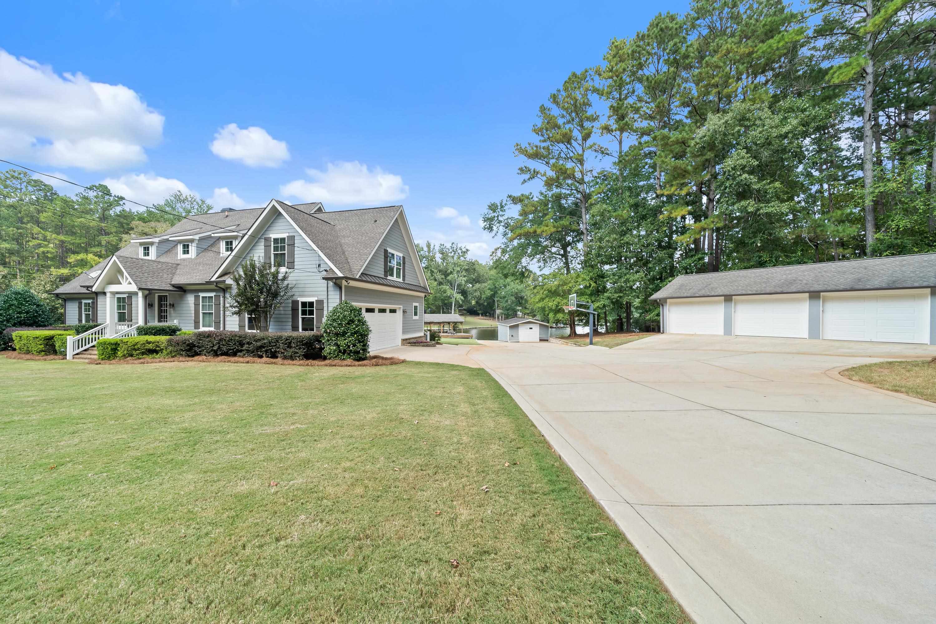 338 SINCLAIR ROAD