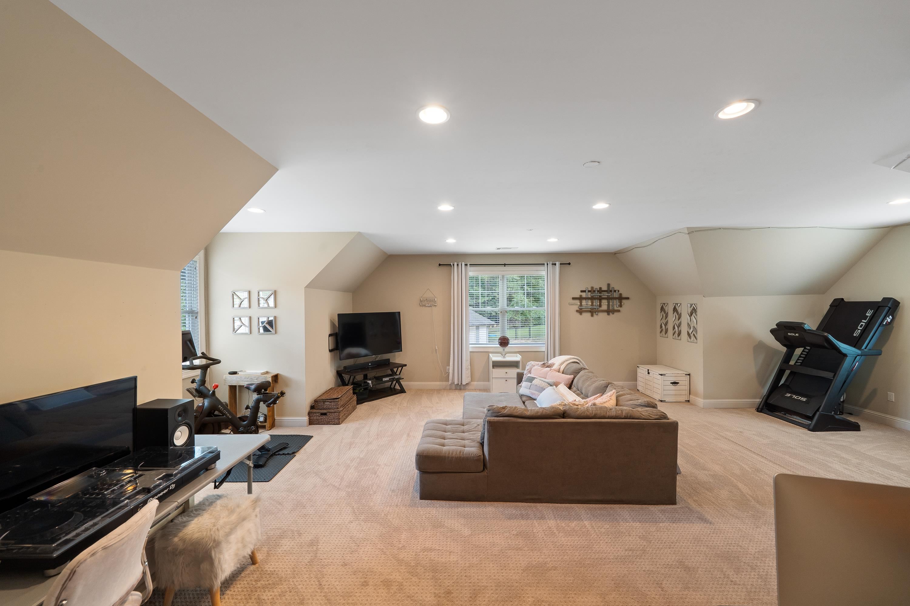 338 SINCLAIR ROAD