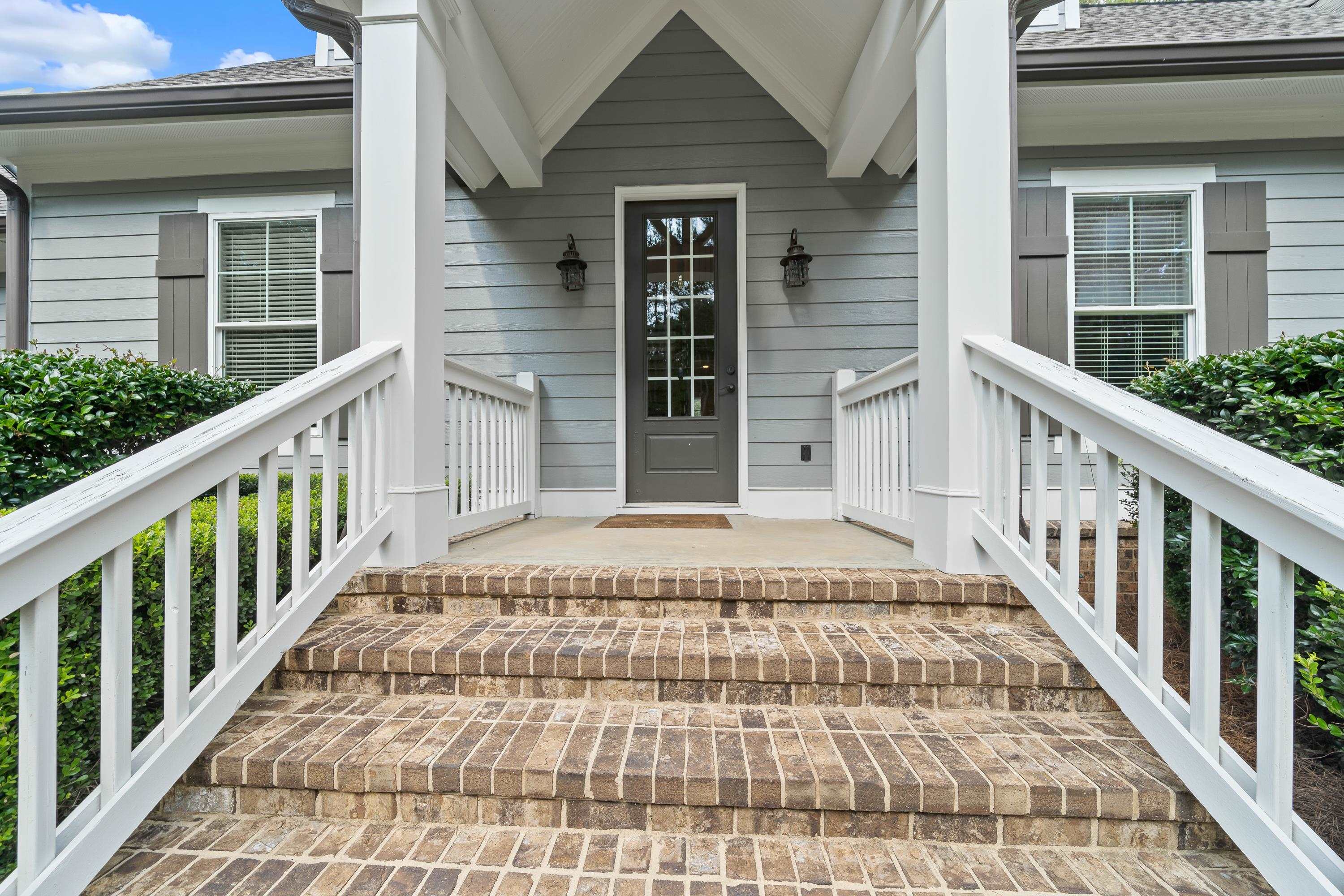 338 SINCLAIR ROAD