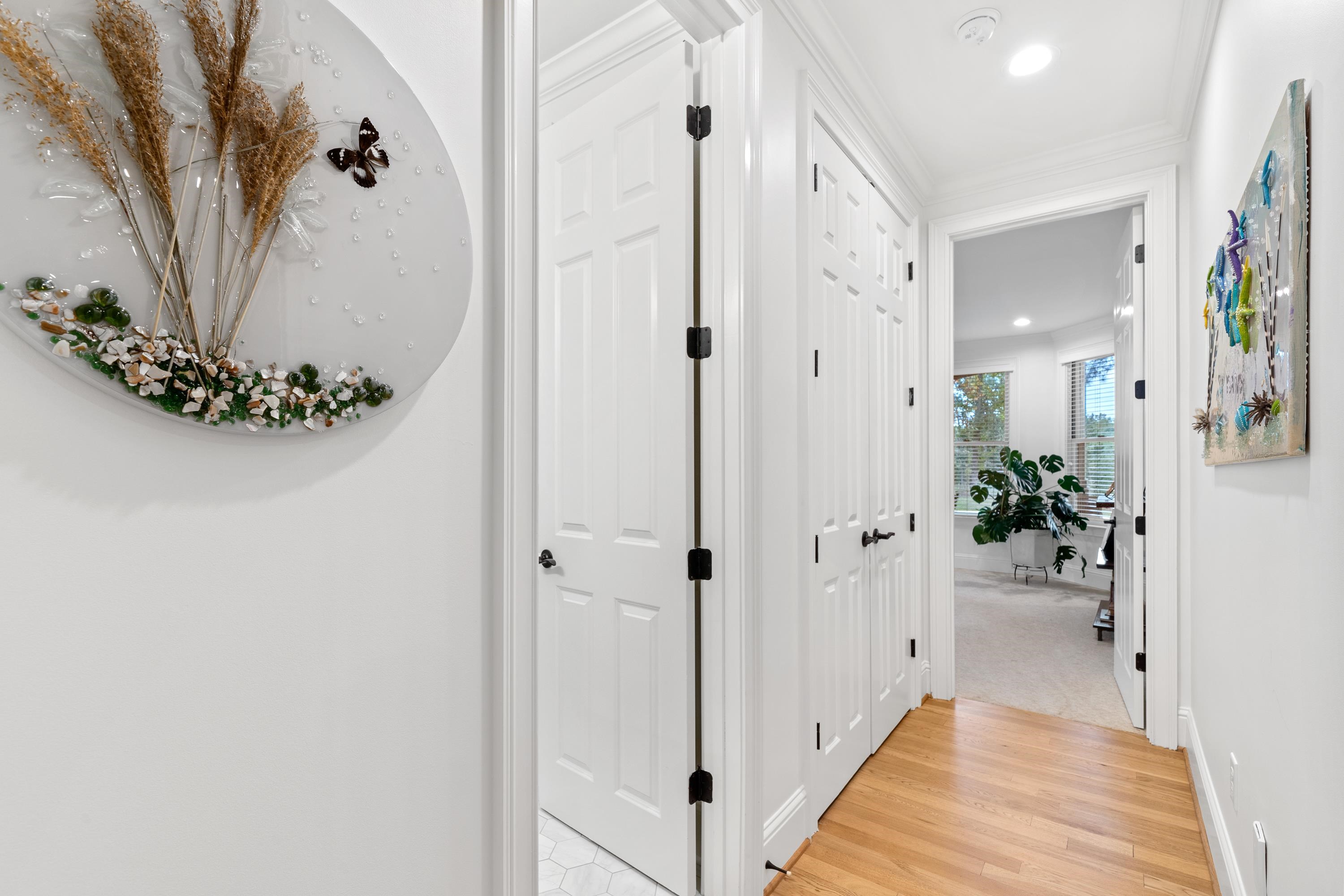 1090 CURTRIGHT PLACE