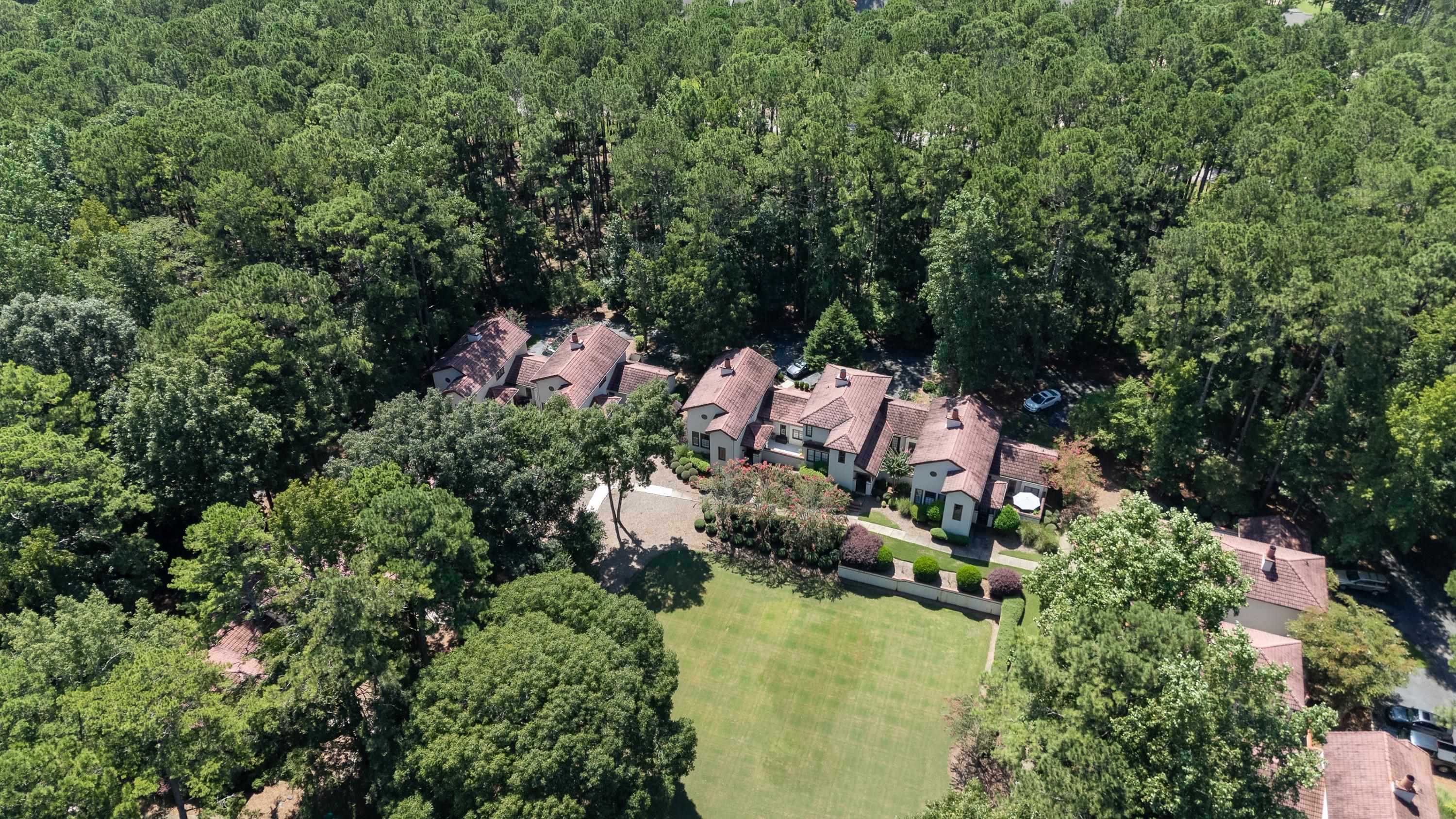1410 CLUB DRIVE
