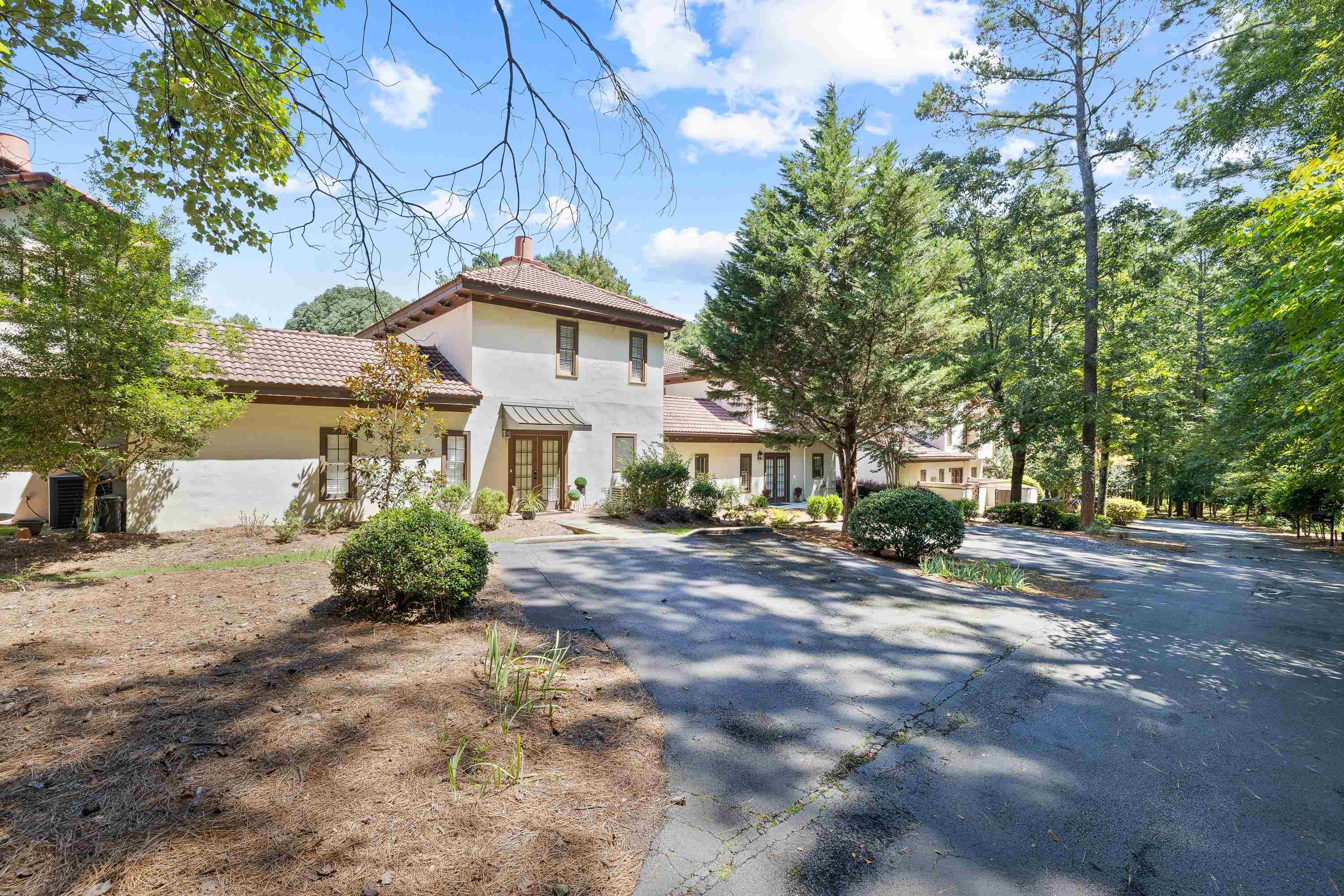 1410 CLUB DRIVE
