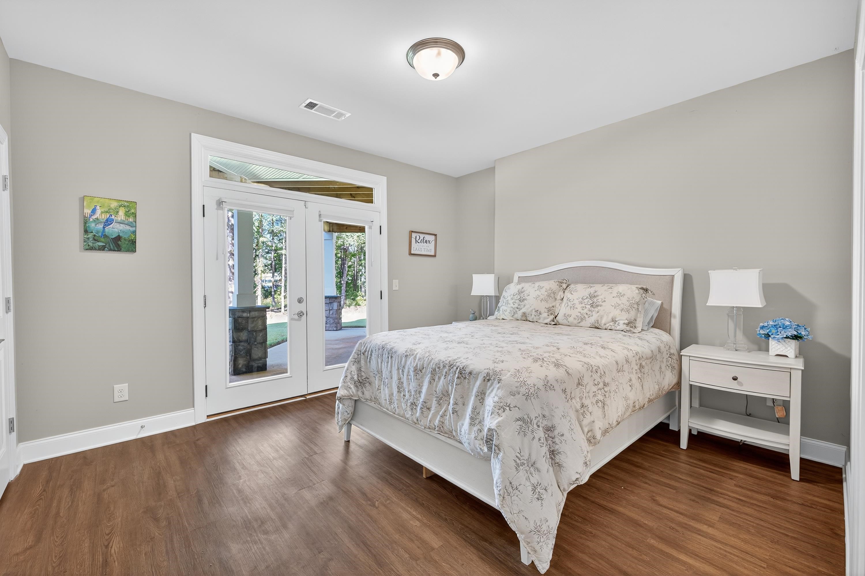1230 SAILVIEW DRIVE