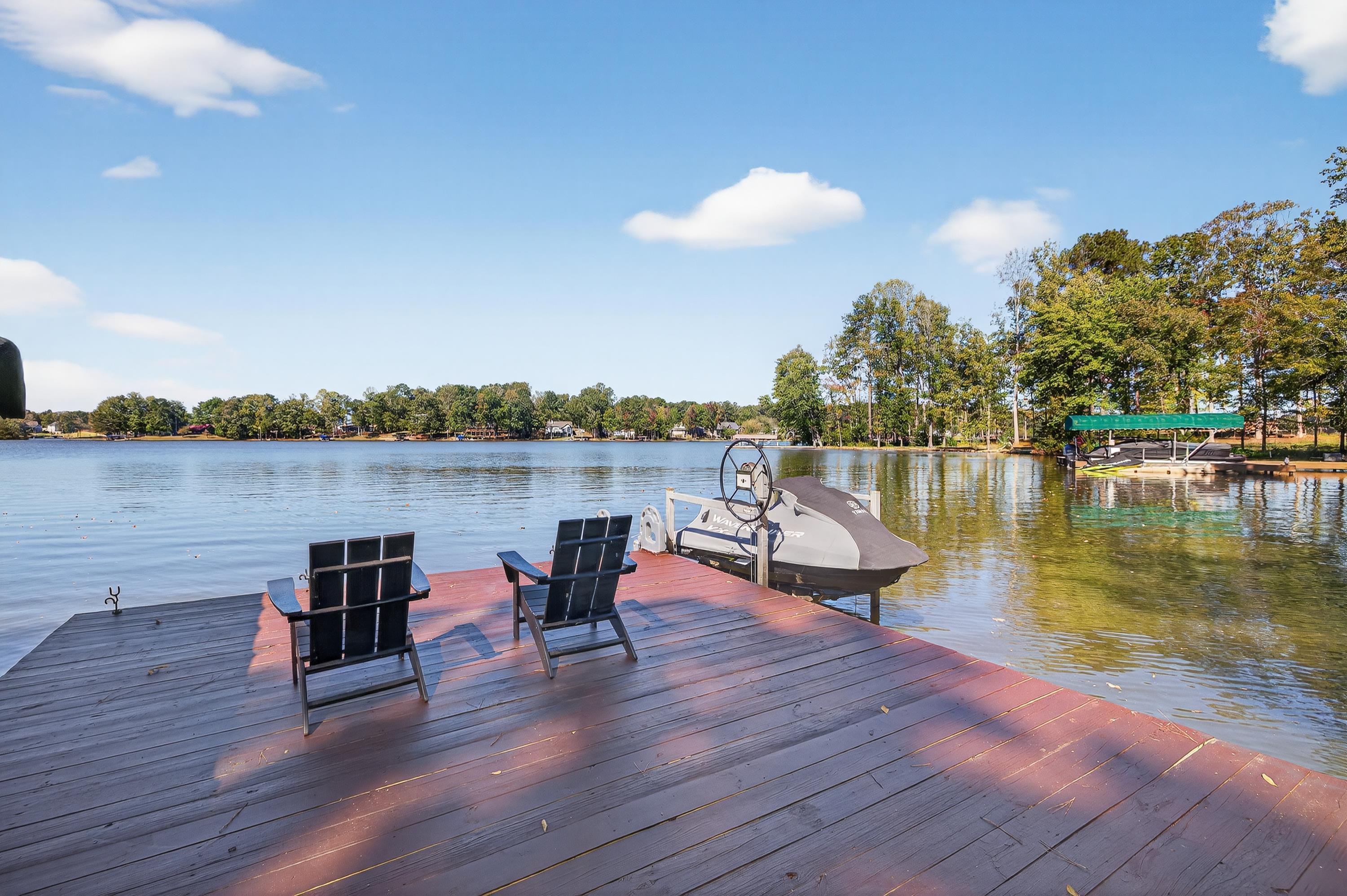 1230 SAILVIEW DRIVE