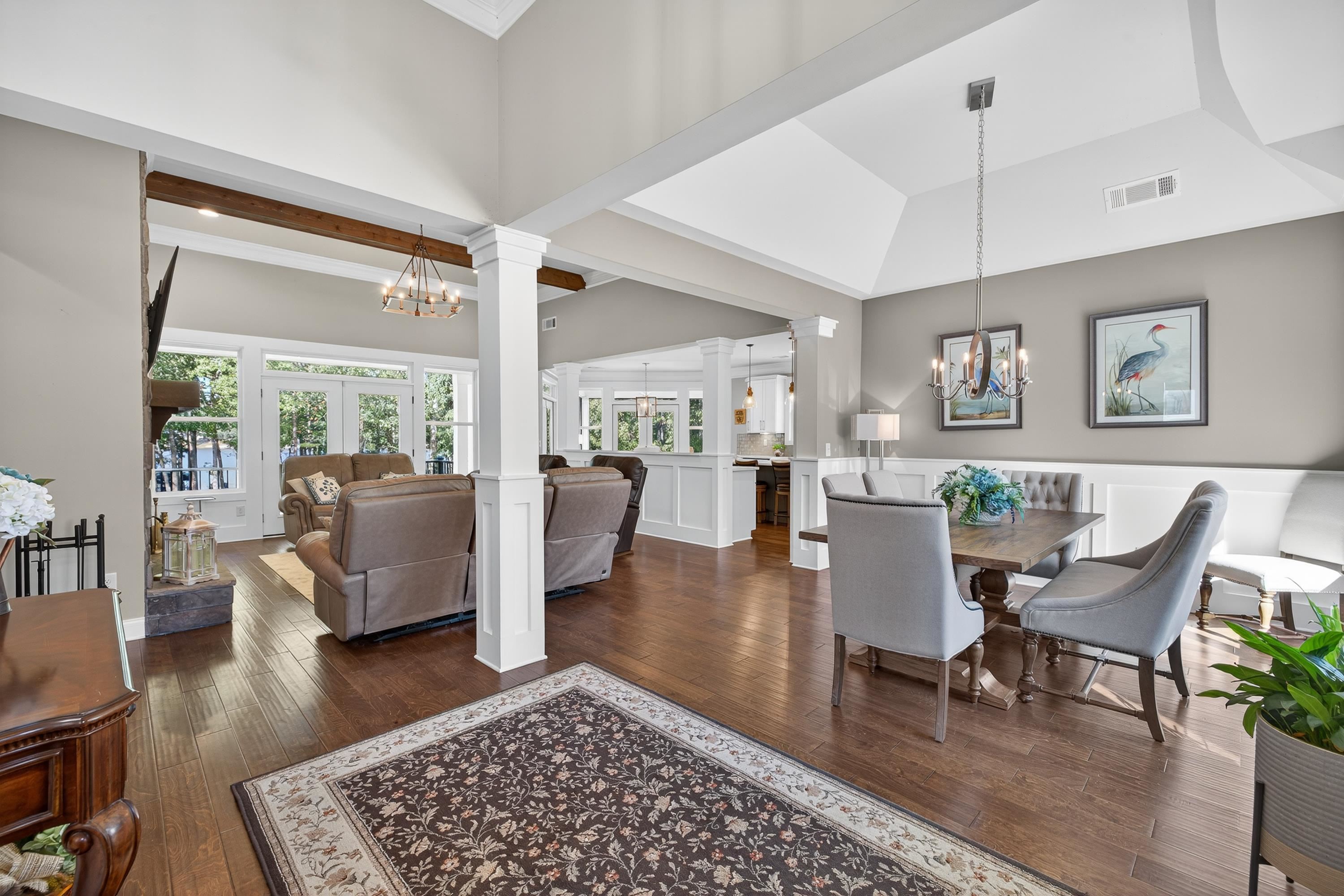 1230 SAILVIEW DRIVE