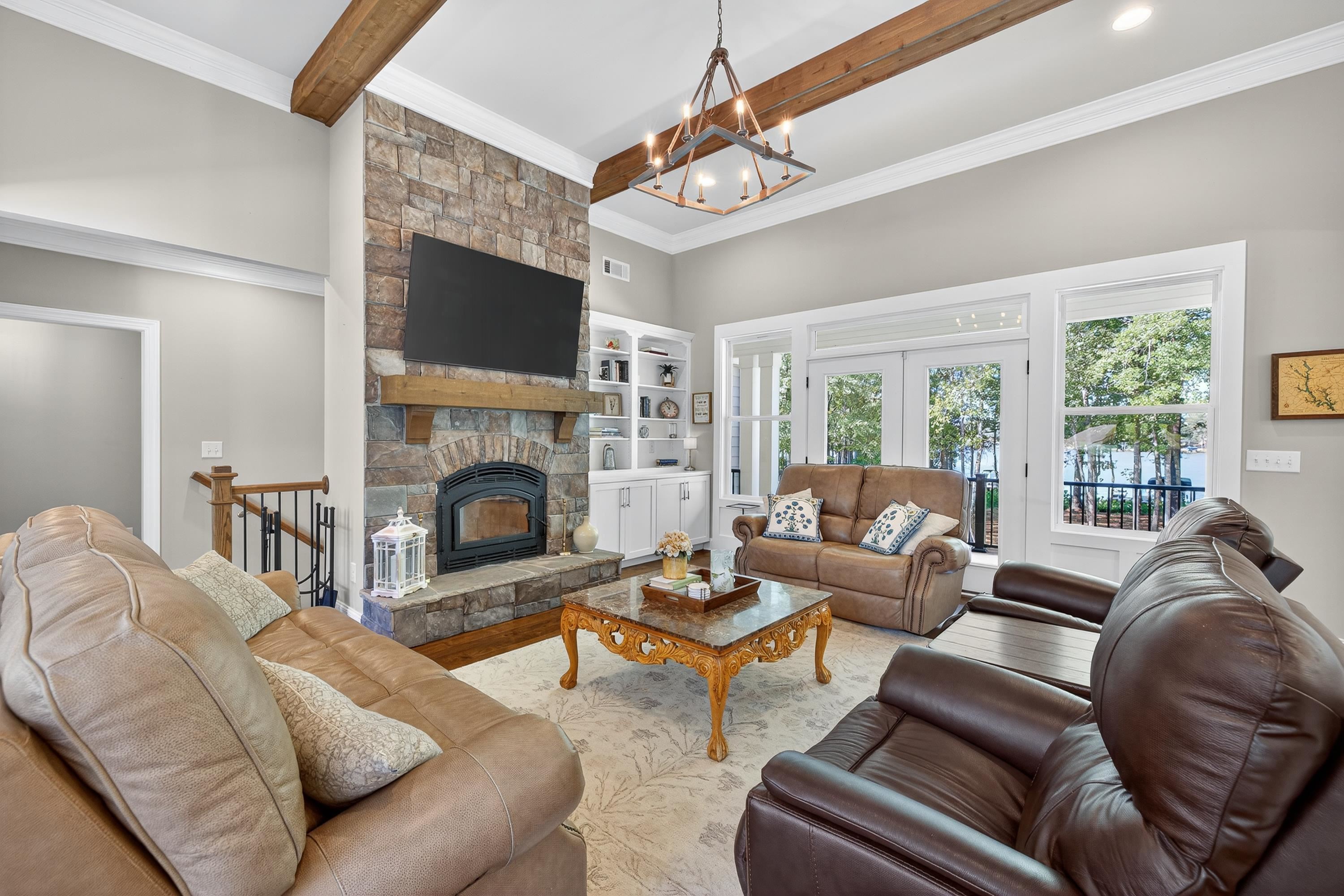 1230 SAILVIEW DRIVE