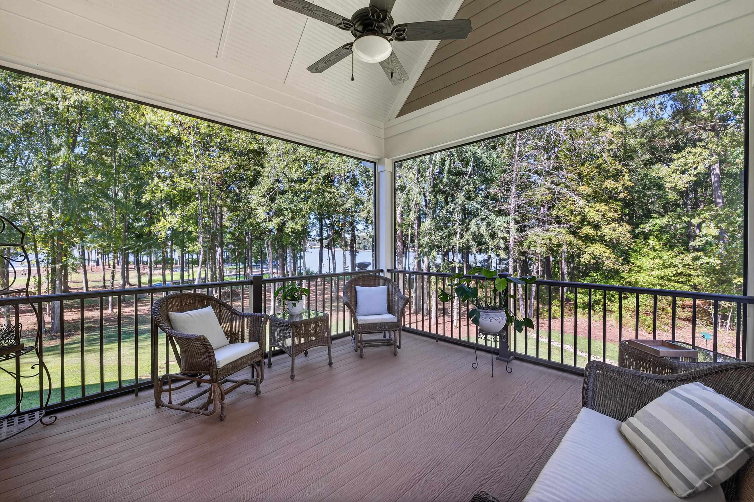 1230 SAILVIEW DRIVE