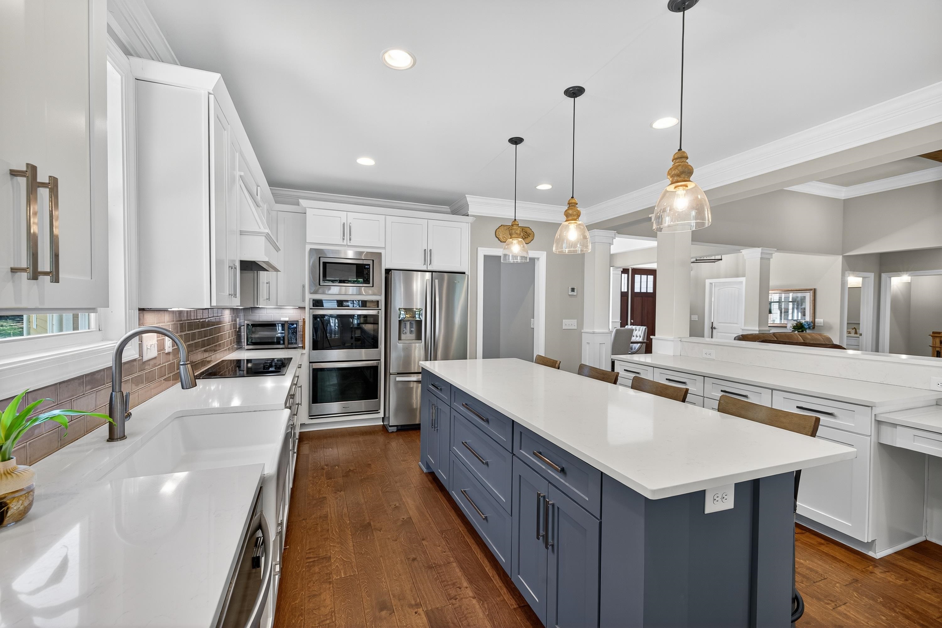 1230 SAILVIEW DRIVE