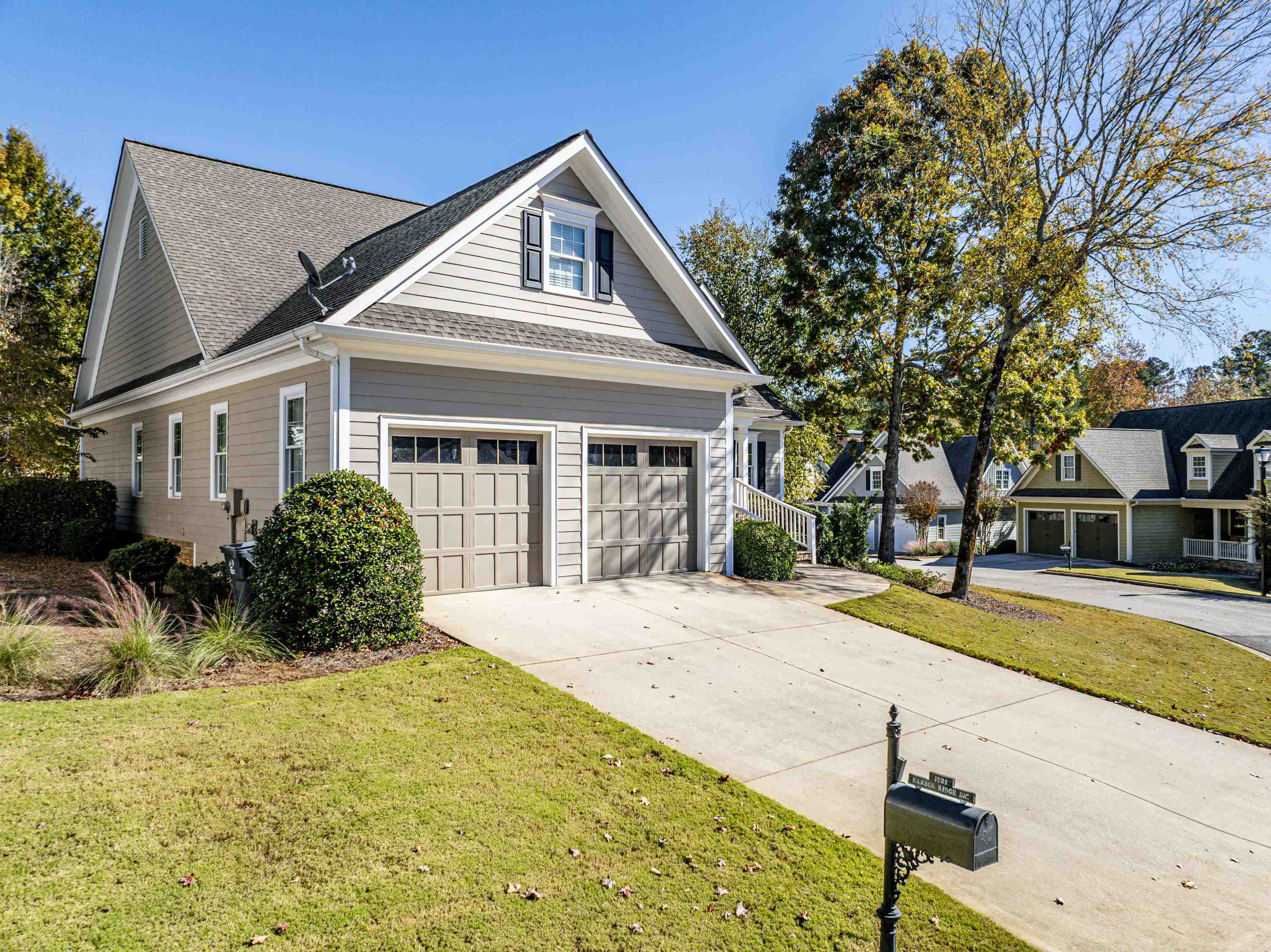 1121 HARBOR RIDGE DRIVE