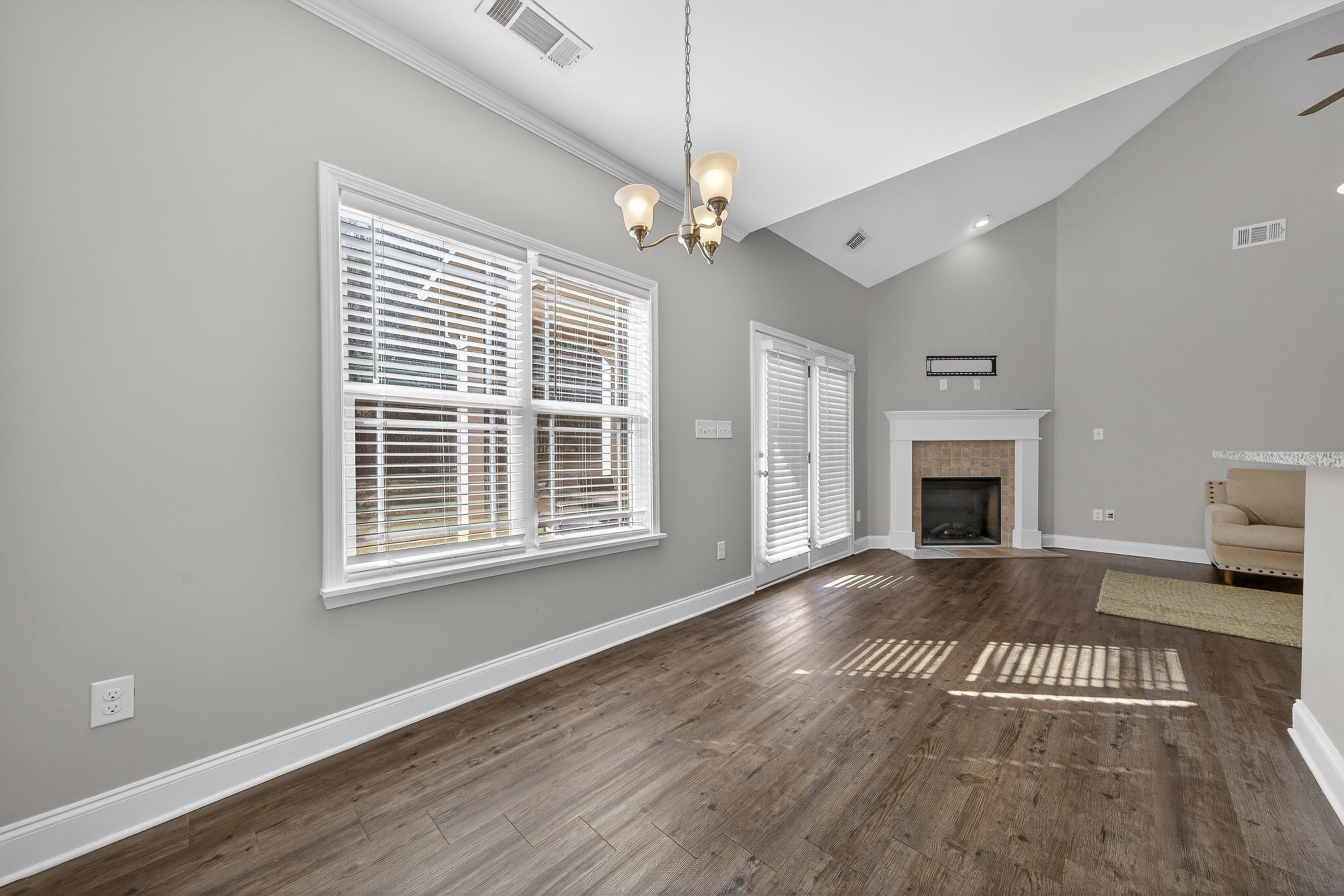 180 HUNTERS CHASE COURT