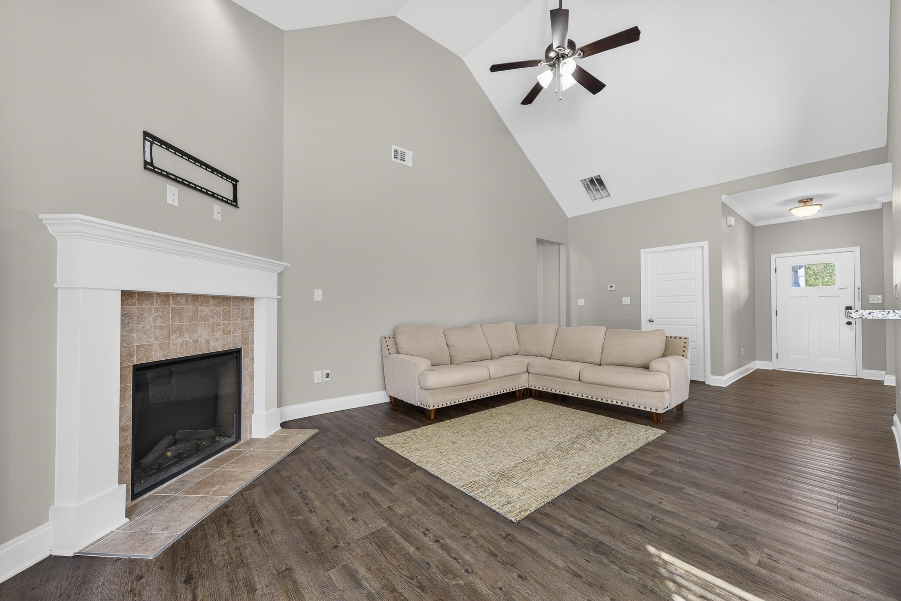 180 HUNTERS CHASE COURT