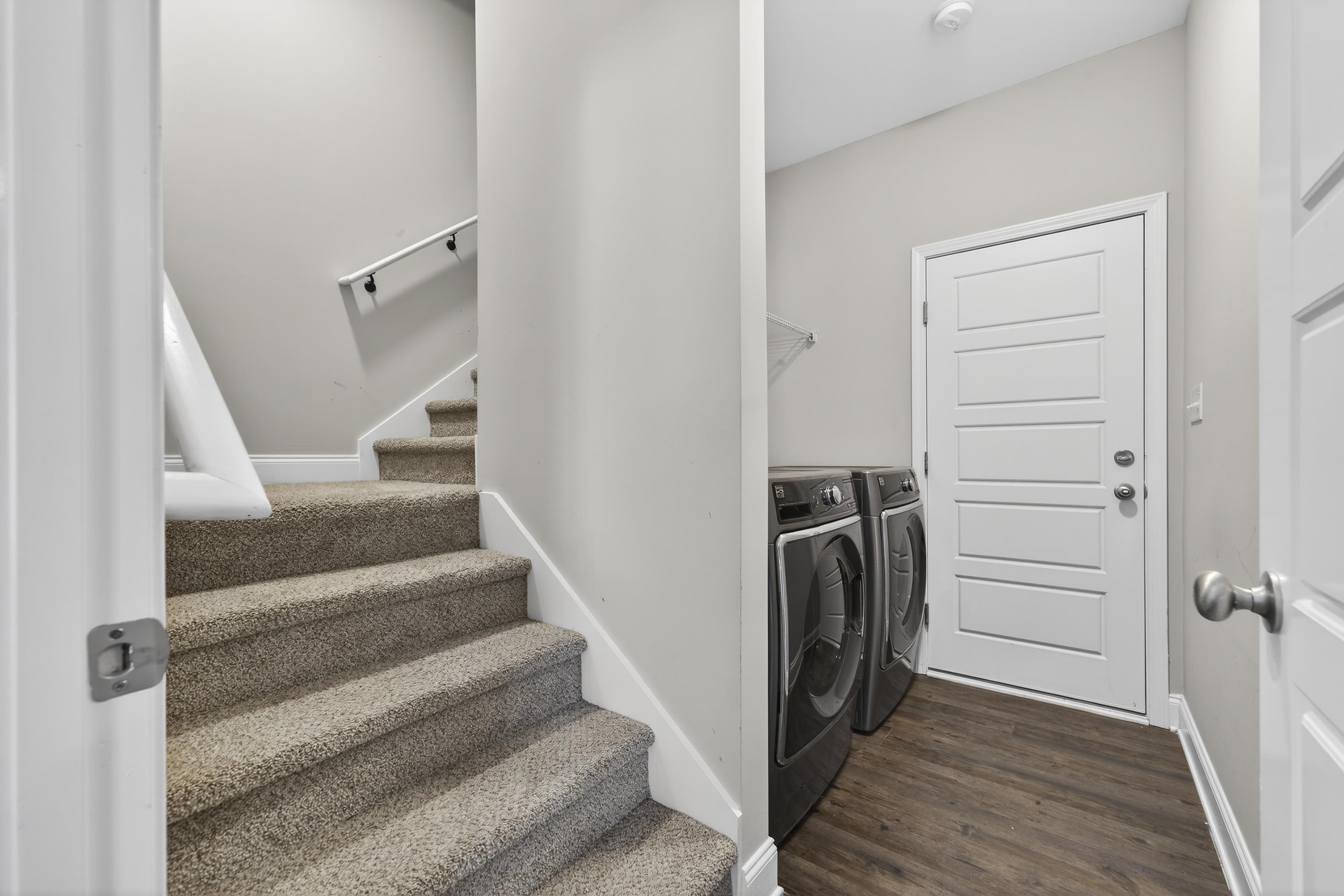 180 HUNTERS CHASE COURT