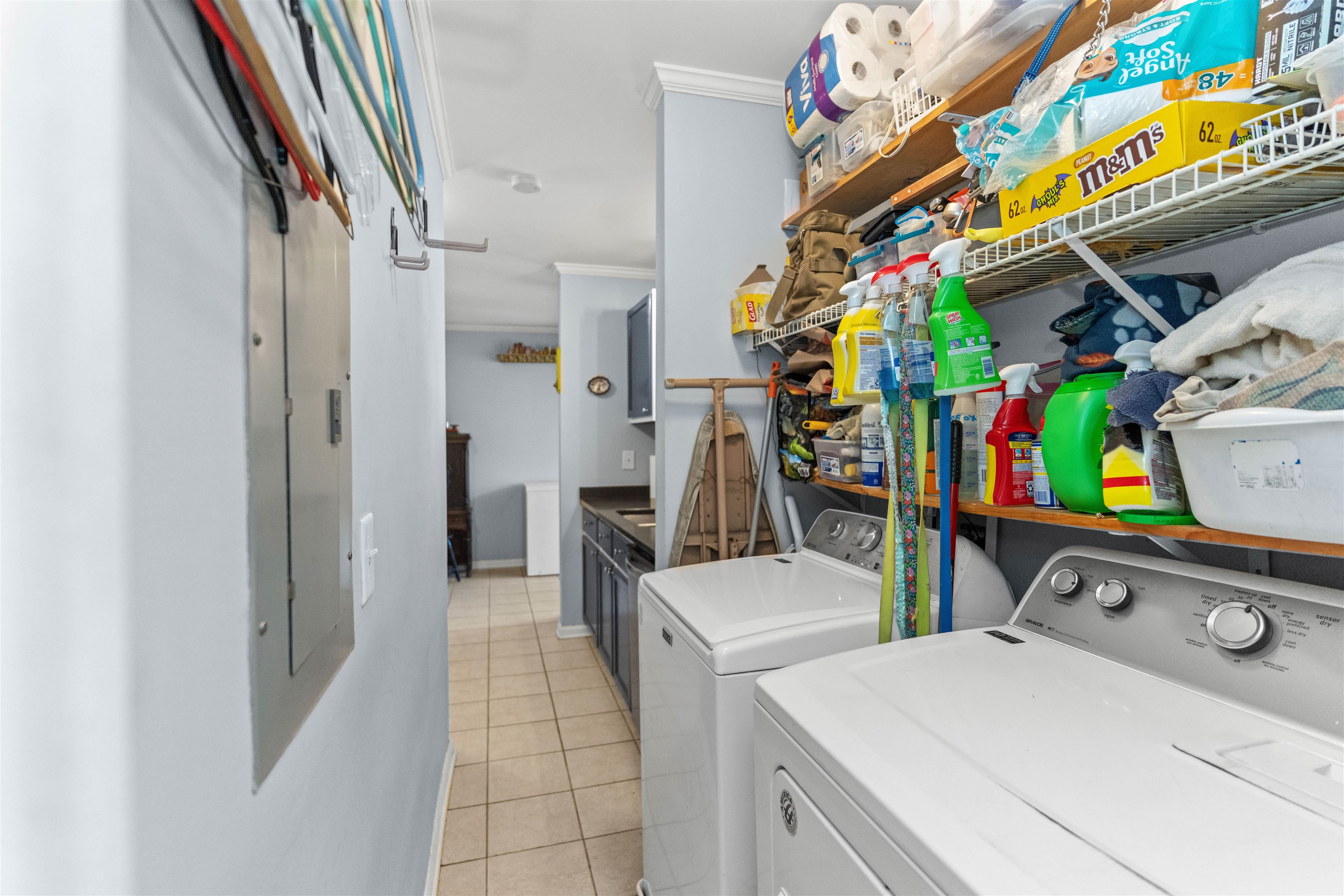 121 E RIVER BEND DRIVE