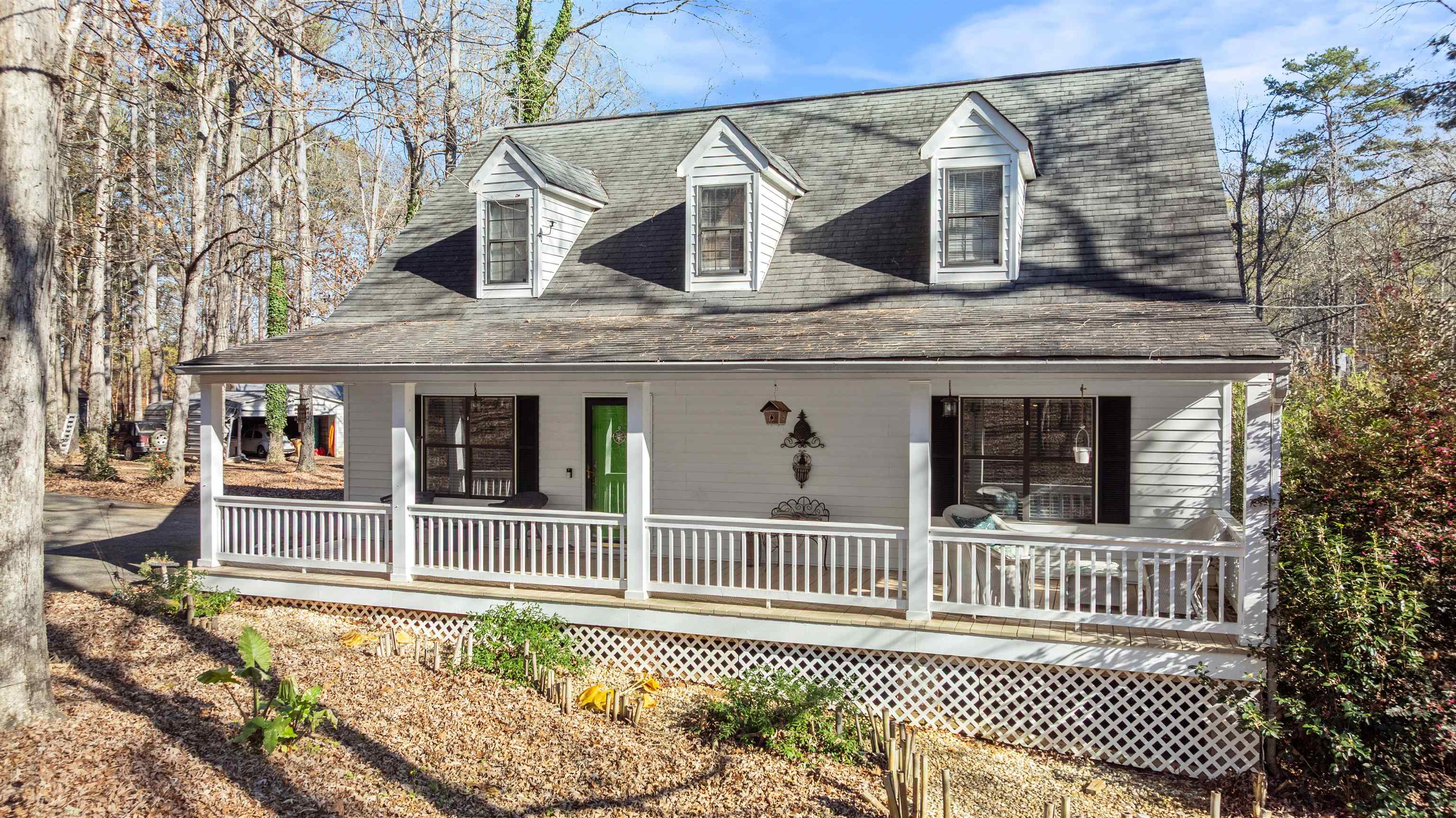 121 E RIVER BEND DRIVE