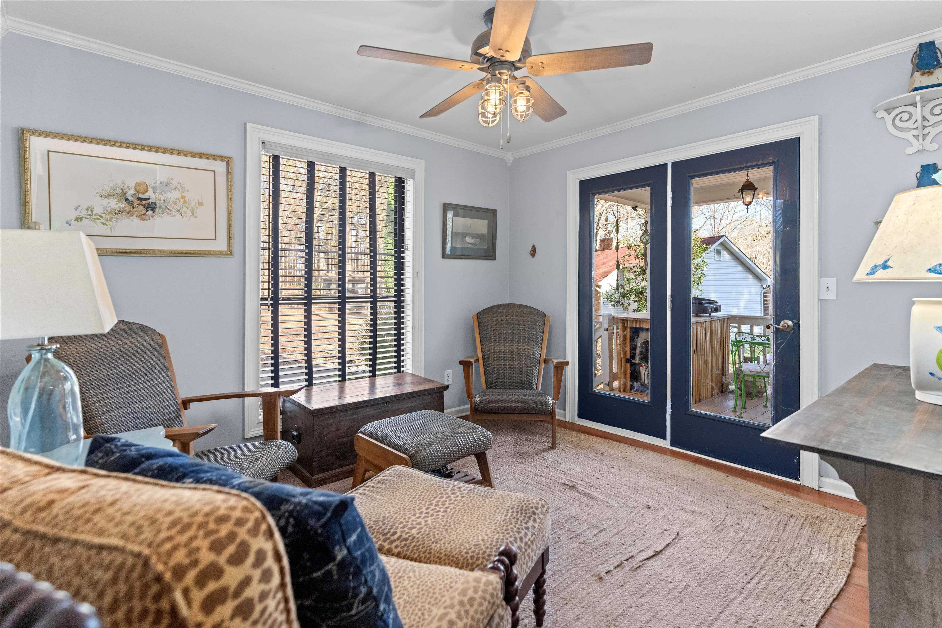 121 E RIVER BEND DRIVE