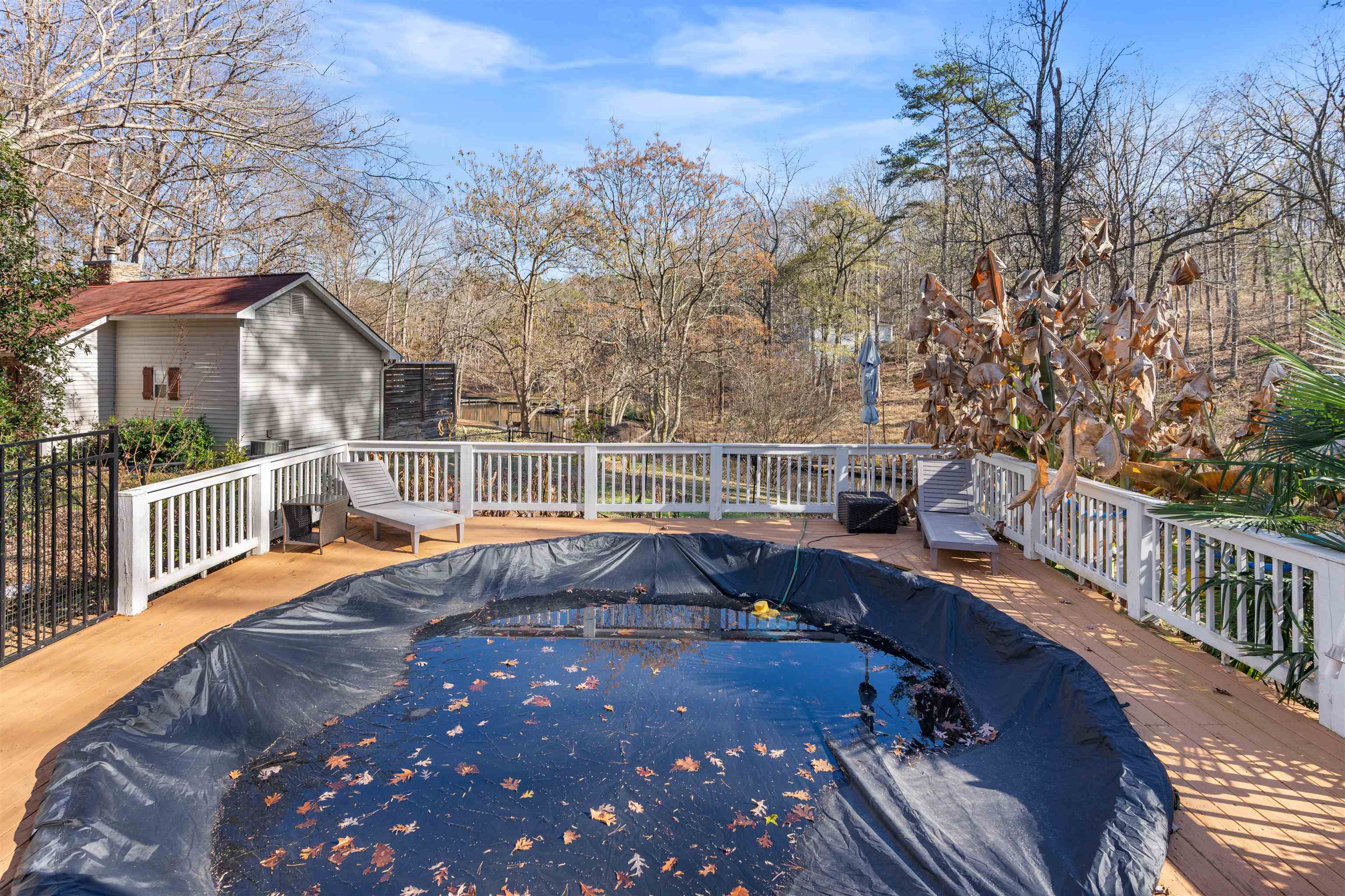 121 E RIVER BEND DRIVE